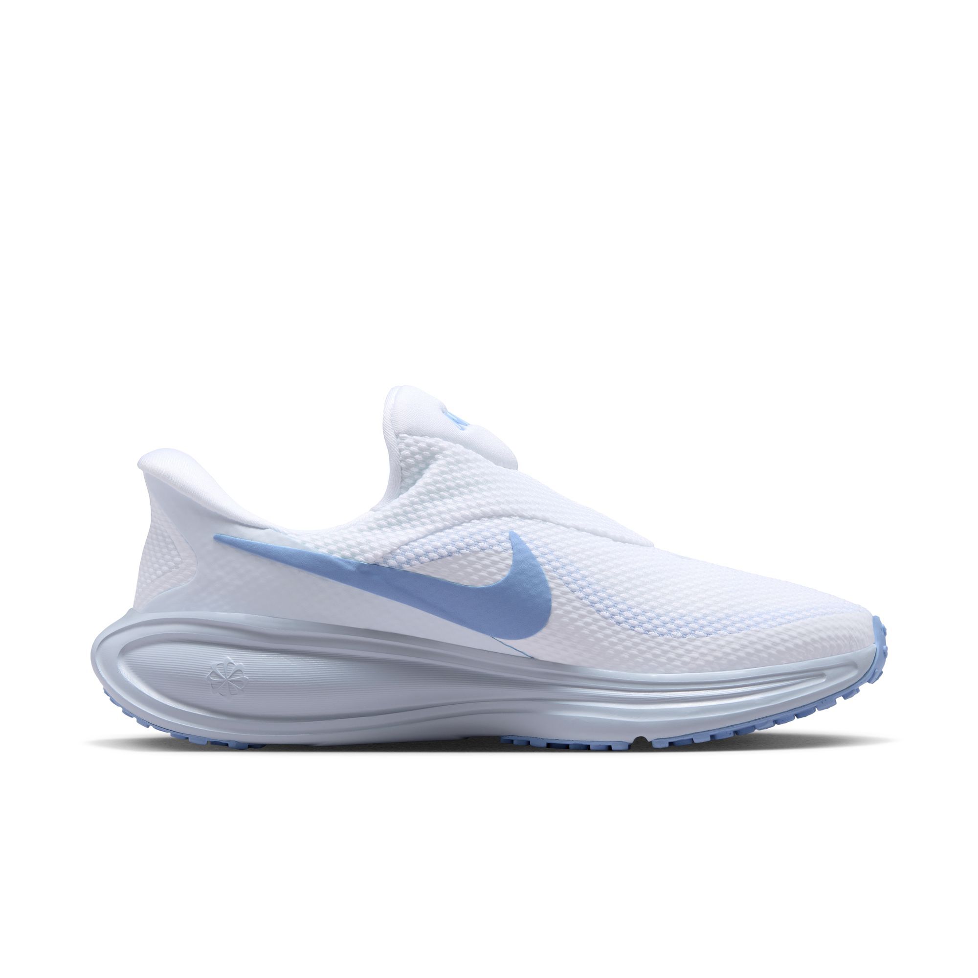 Nike Revolution 8 EasyOn image number 6