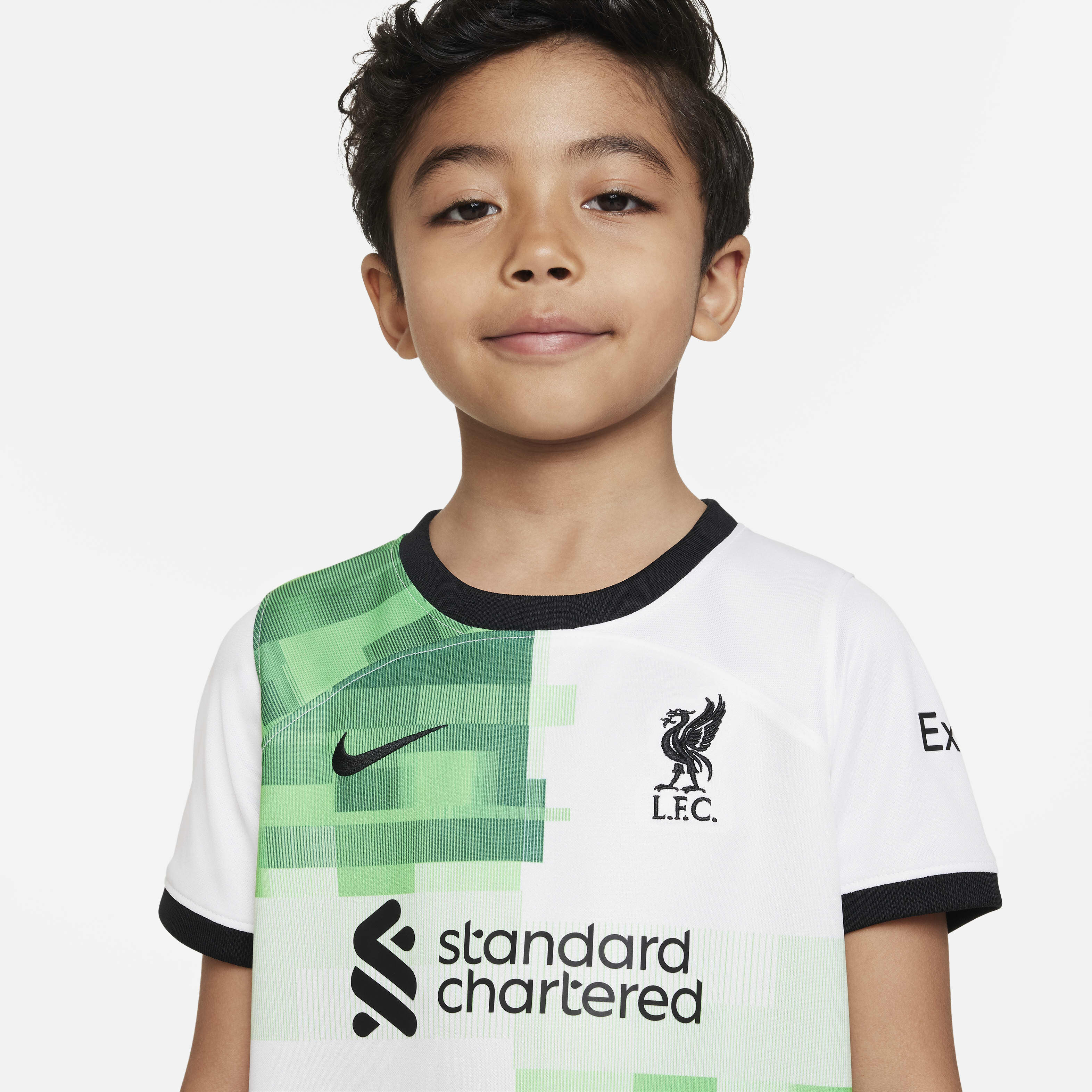 Liverpool F.C. 2023/24 Away image number 2