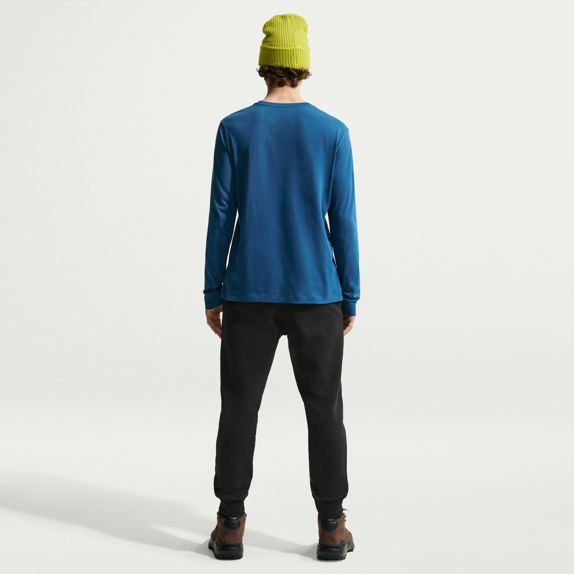 نايكي سبورتسوير كلوب image number 1