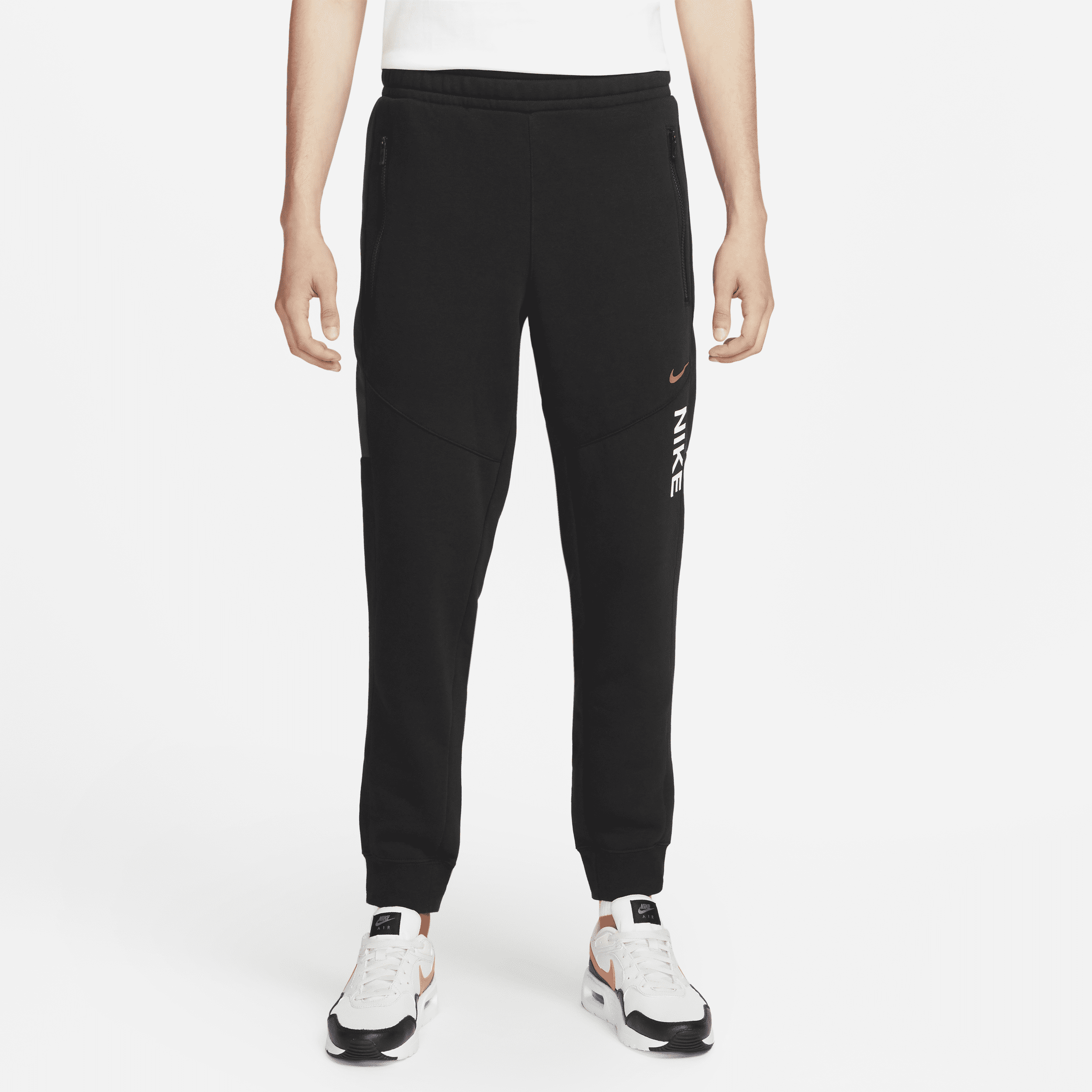 Shop Sportswear Hybrid Men s Fleece Joggers Nike KSA