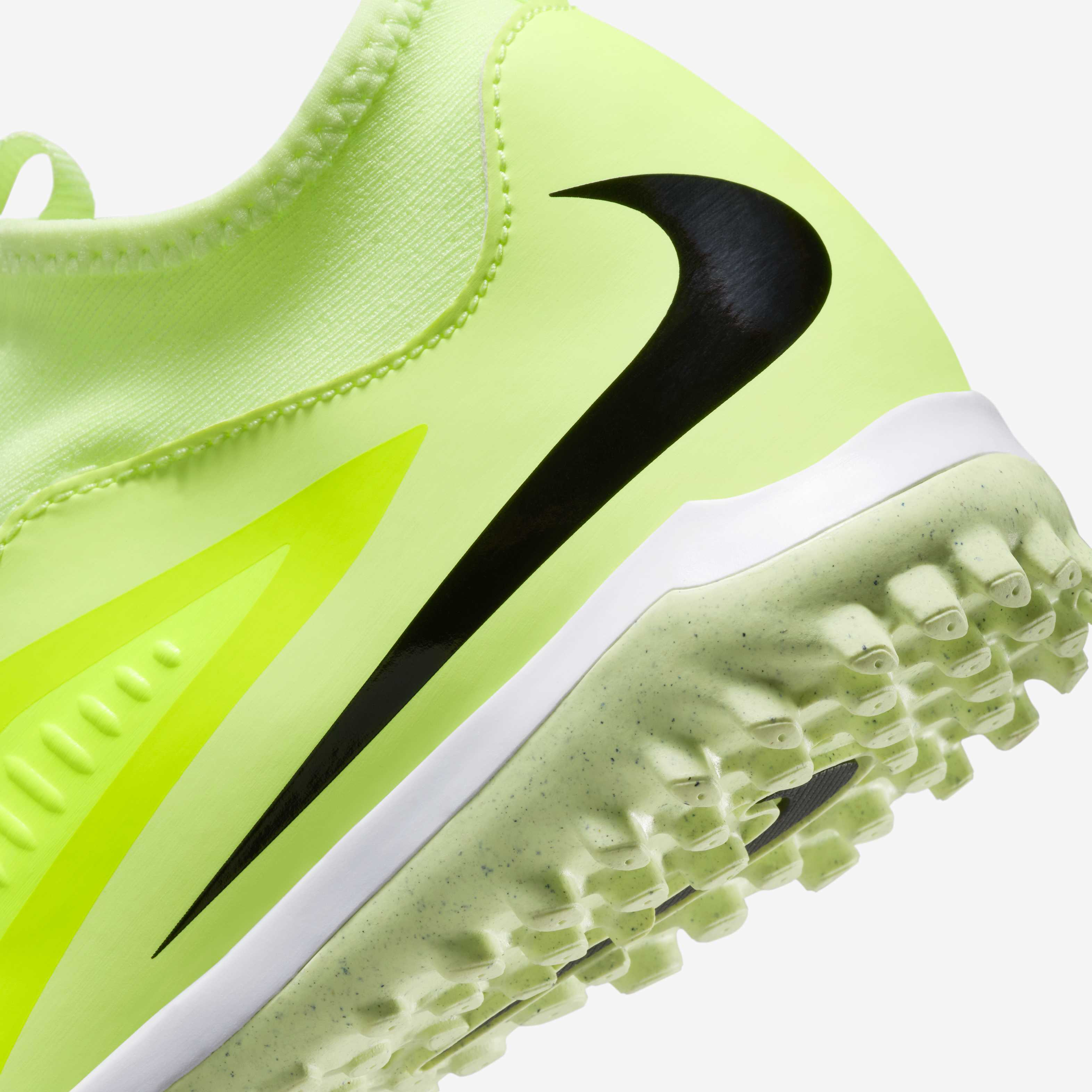 Nike Jr. Phantom 6 High Academy image number 7