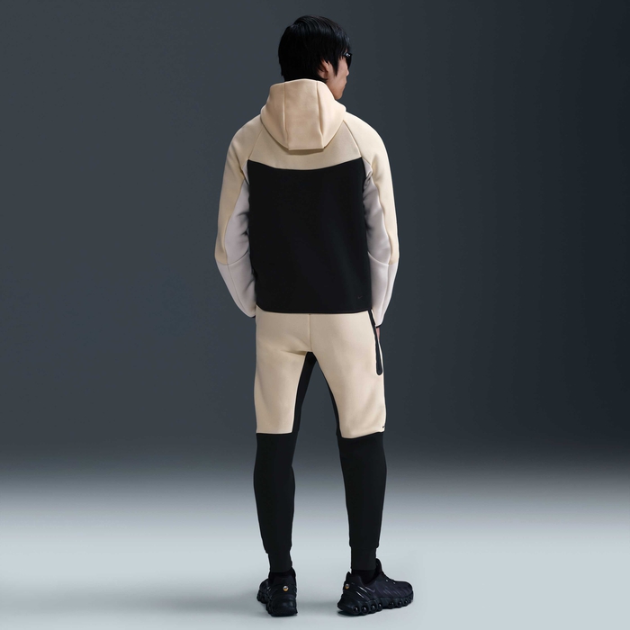 نايكي تك image number 4 نايكي تك image number 4