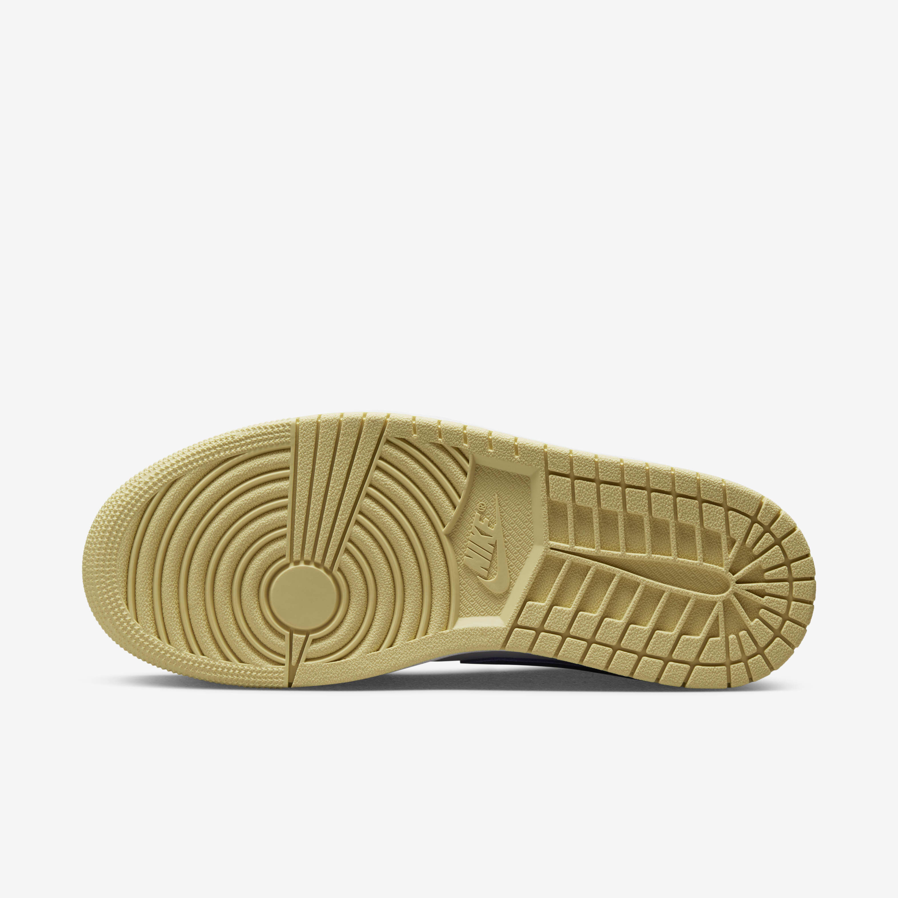 Air Jordan 1 Mid image number 1