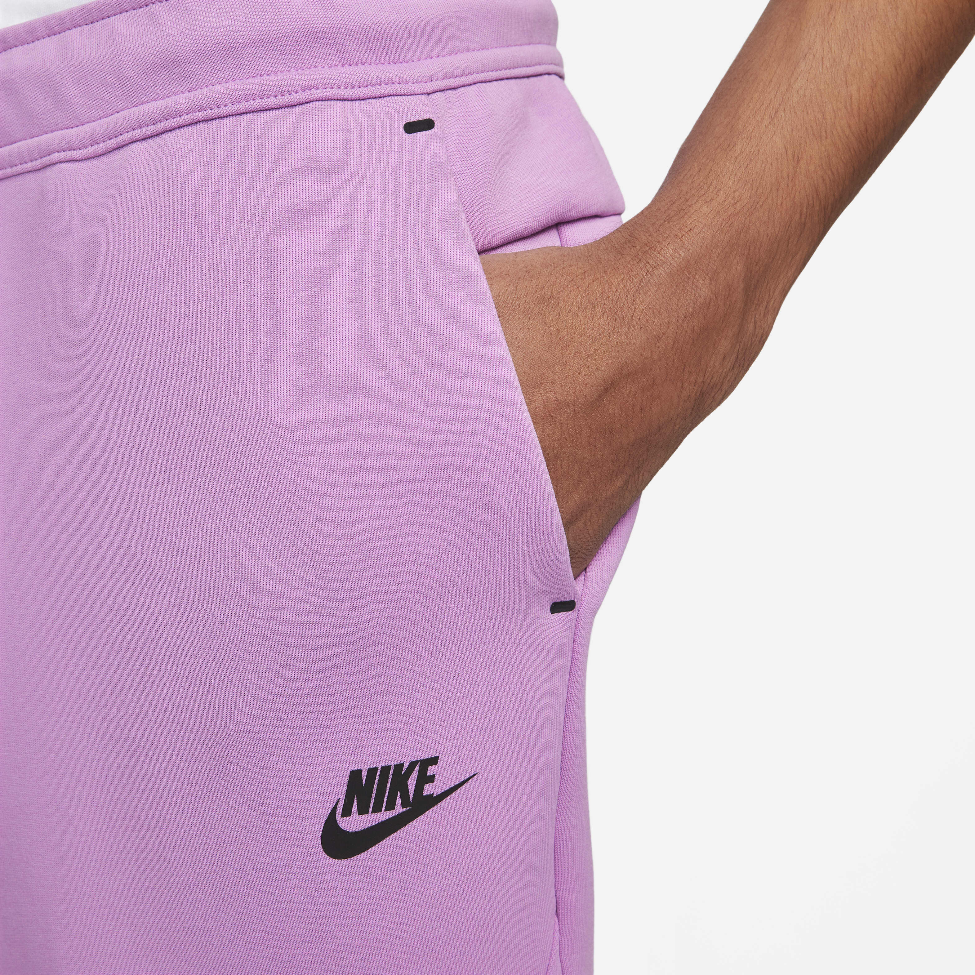 Nike Sportswear Tech Fleece image number 2