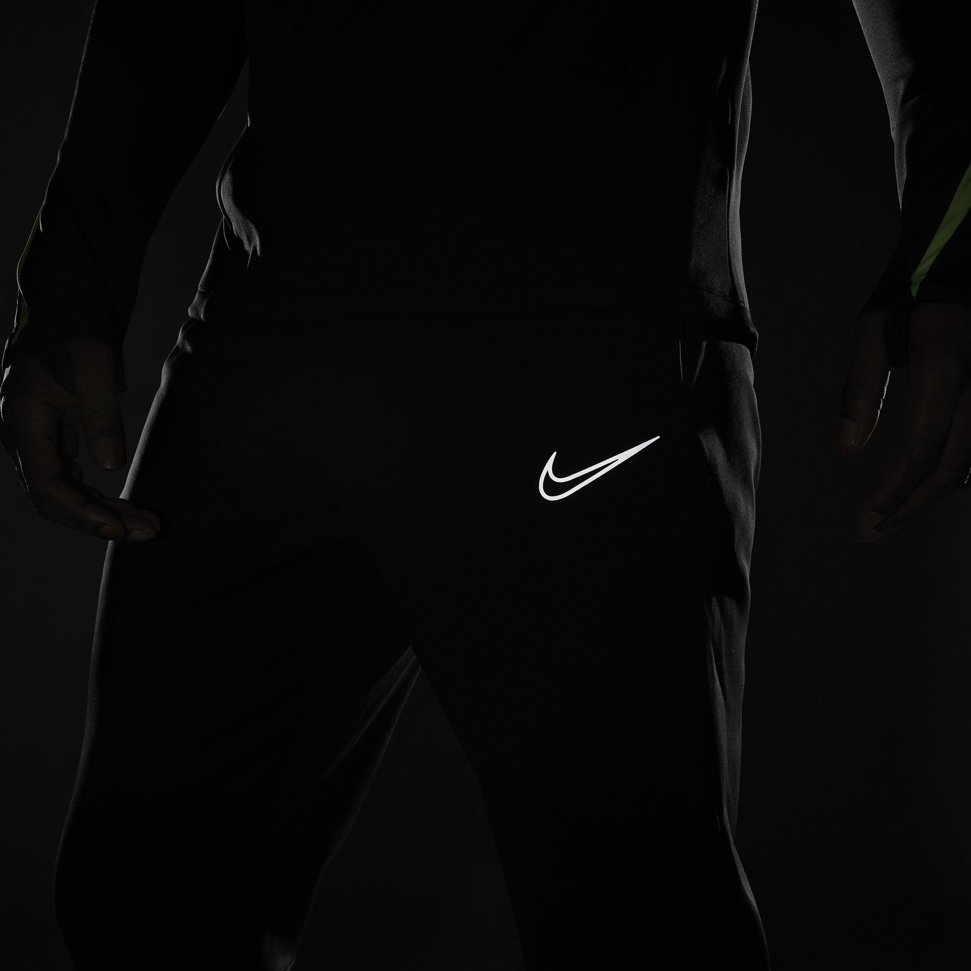 نايكي أكاديمي وينتر وورير image number 6