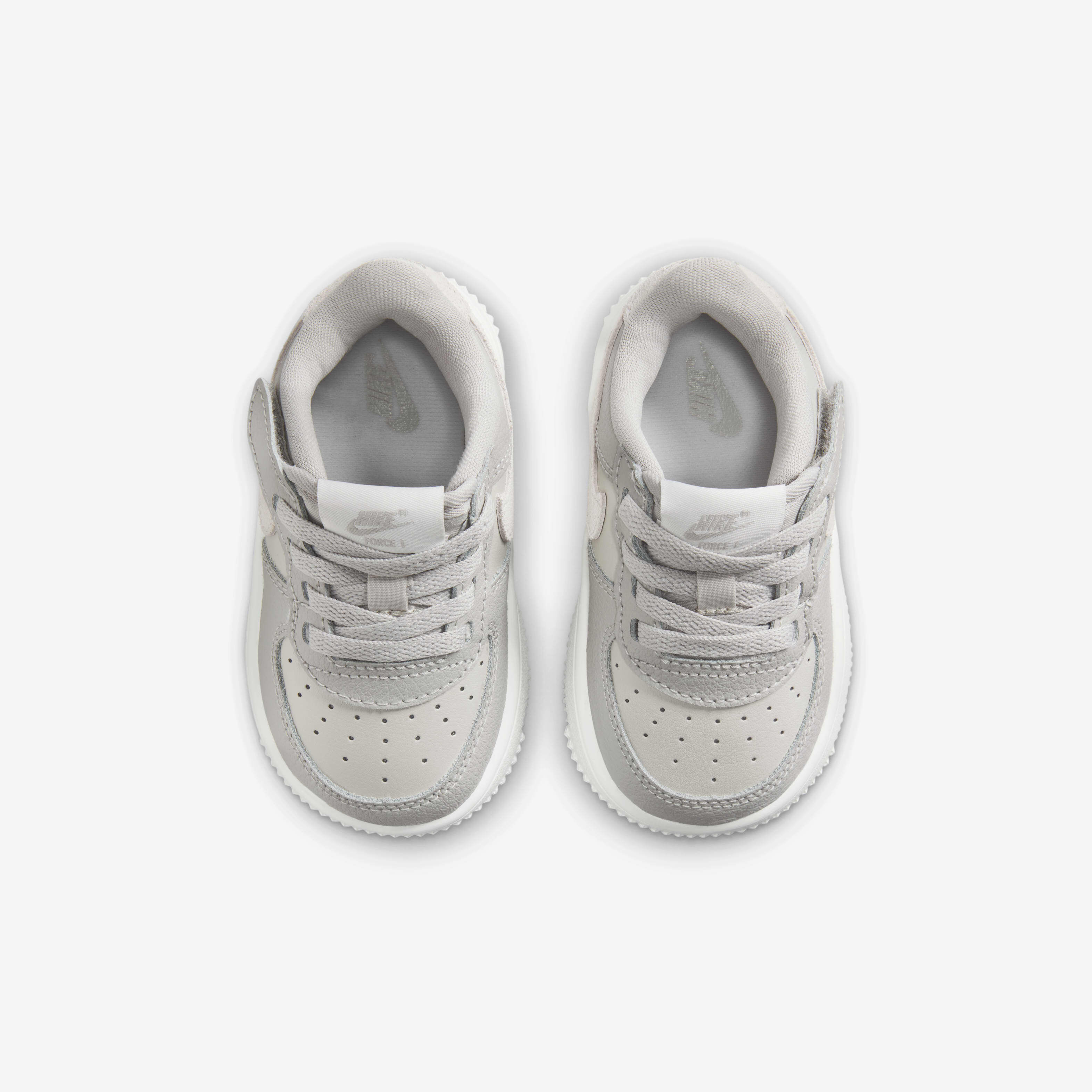 Nike Force 1 Low LV8 EasyOn image number 3