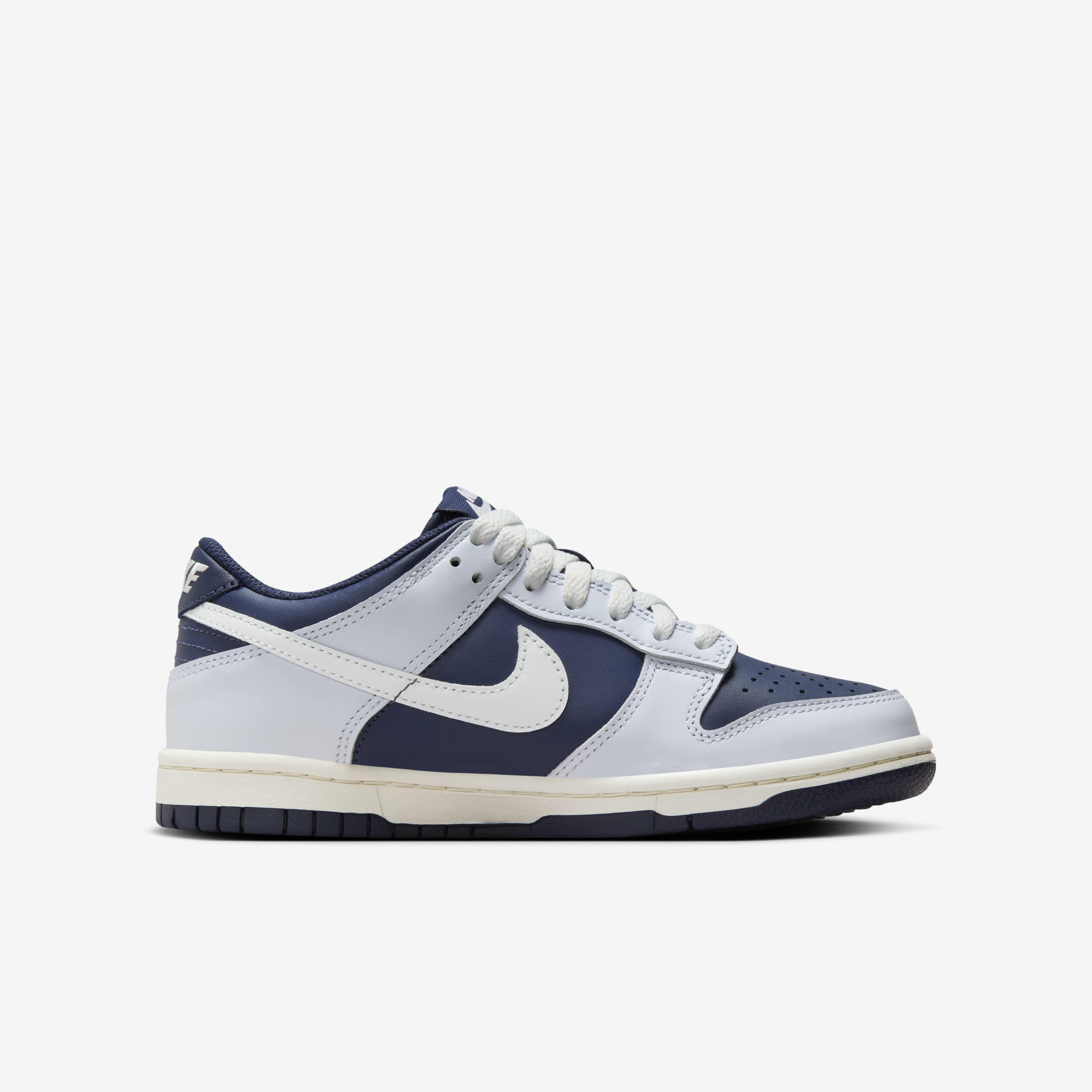 Nike Dunk Low image number 2