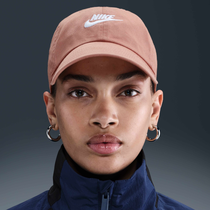 Nike Club