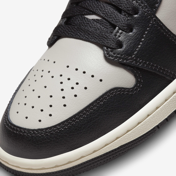 اير جوردن 1 ميد image number 6 اير جوردن 1 ميد image number 6