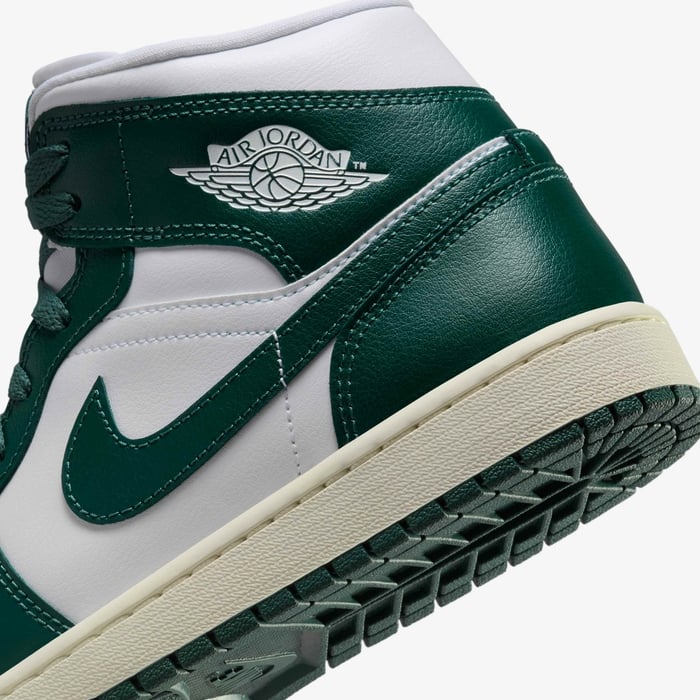 Air Jordan 1 Mid image number 7 Air Jordan 1 Mid image number 7