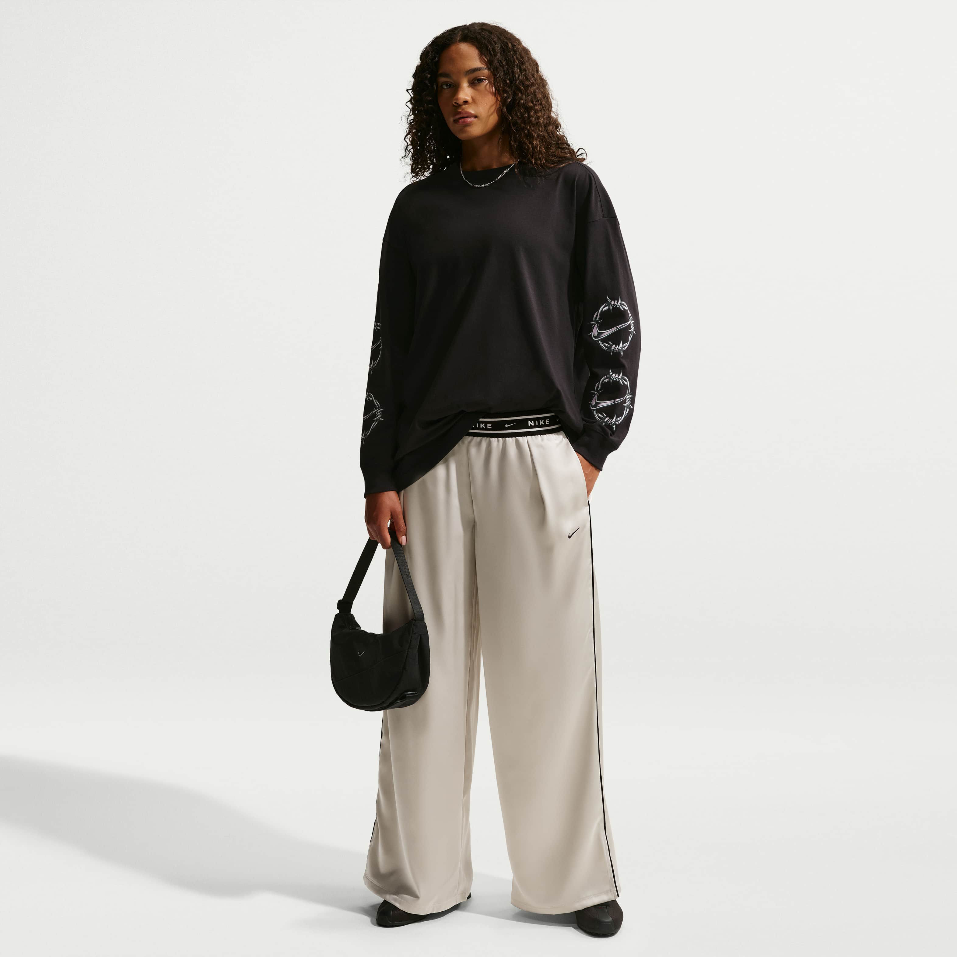 نايكي سبورتسوير image number 3