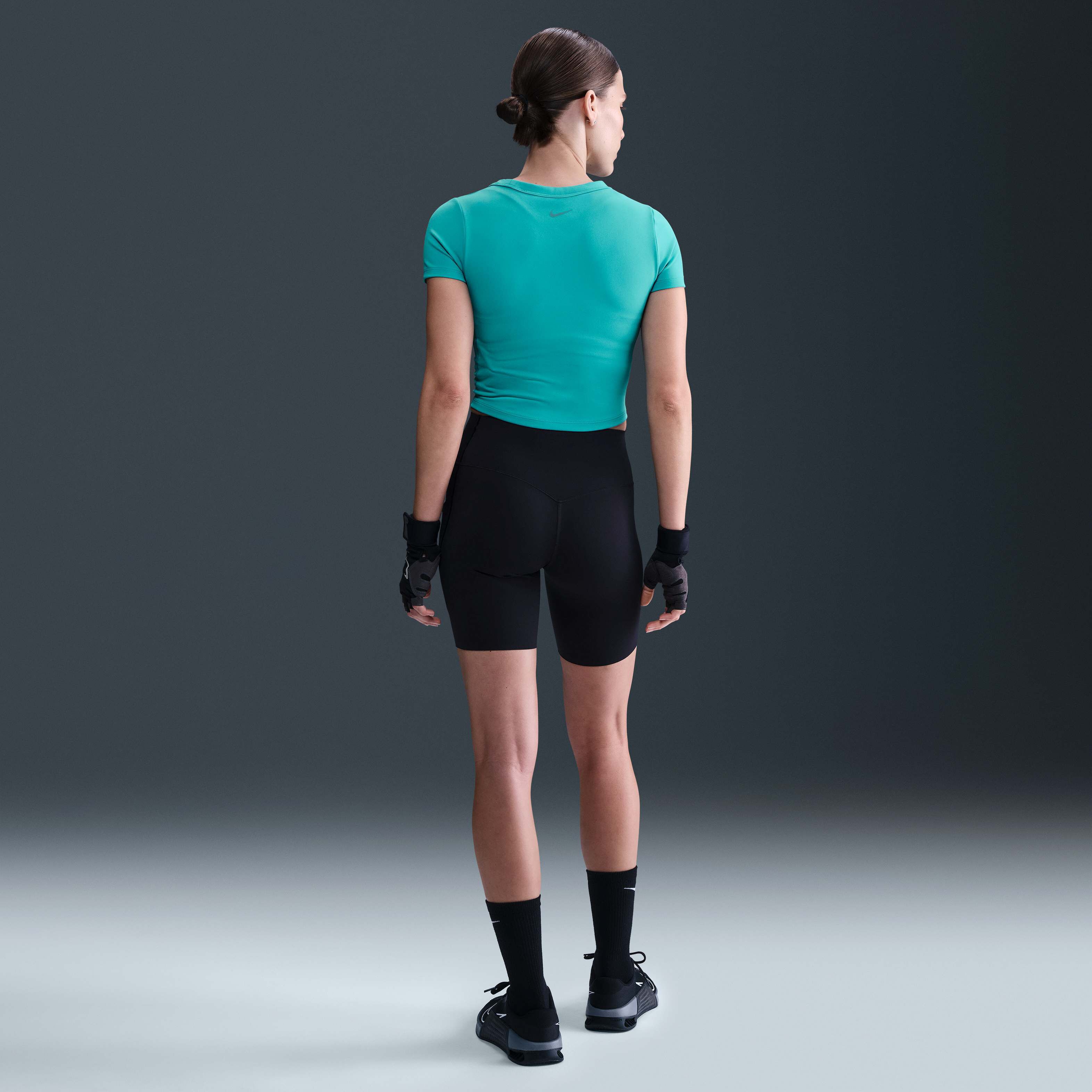 نايكي ون فيتد image number 4