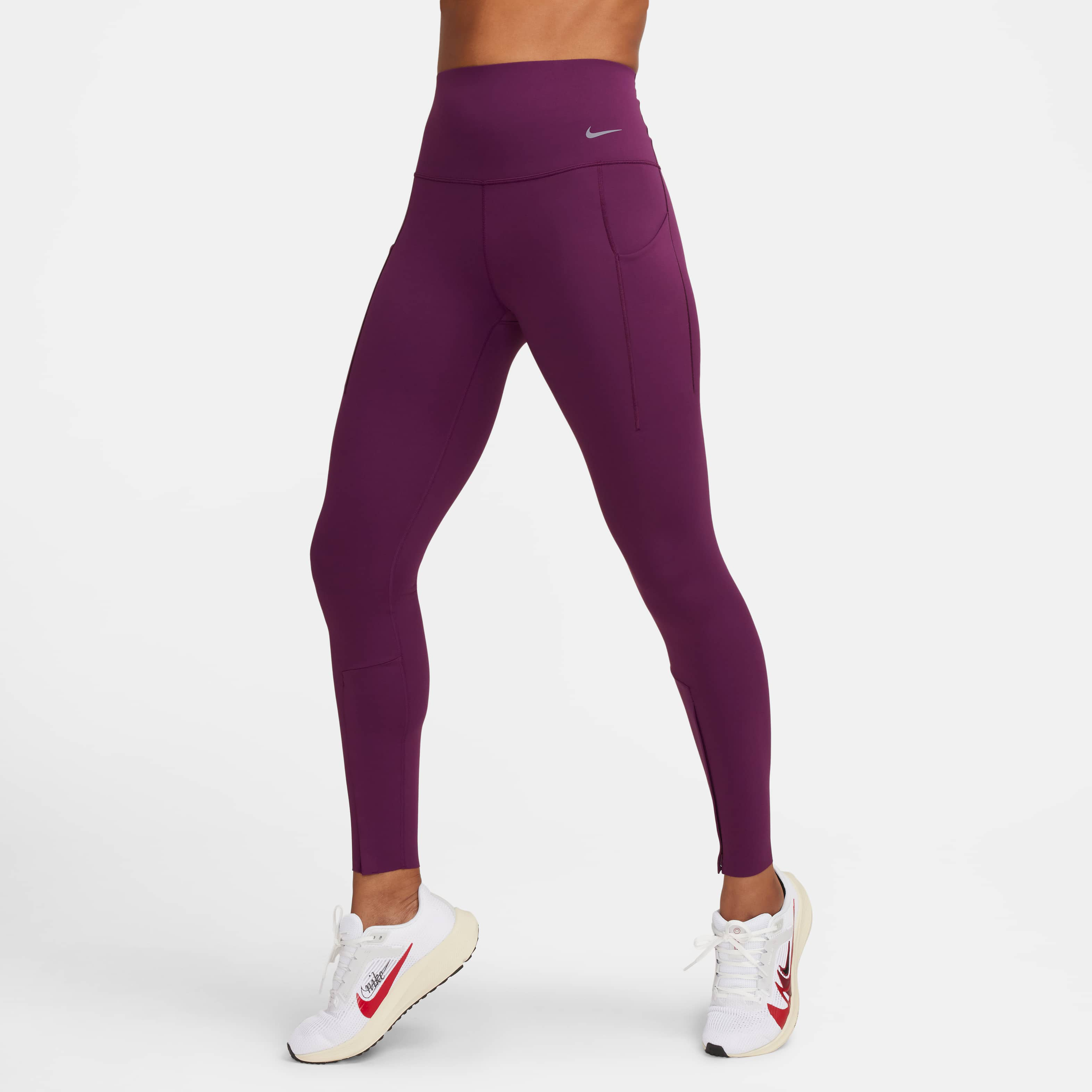 Nike Universa image number 2