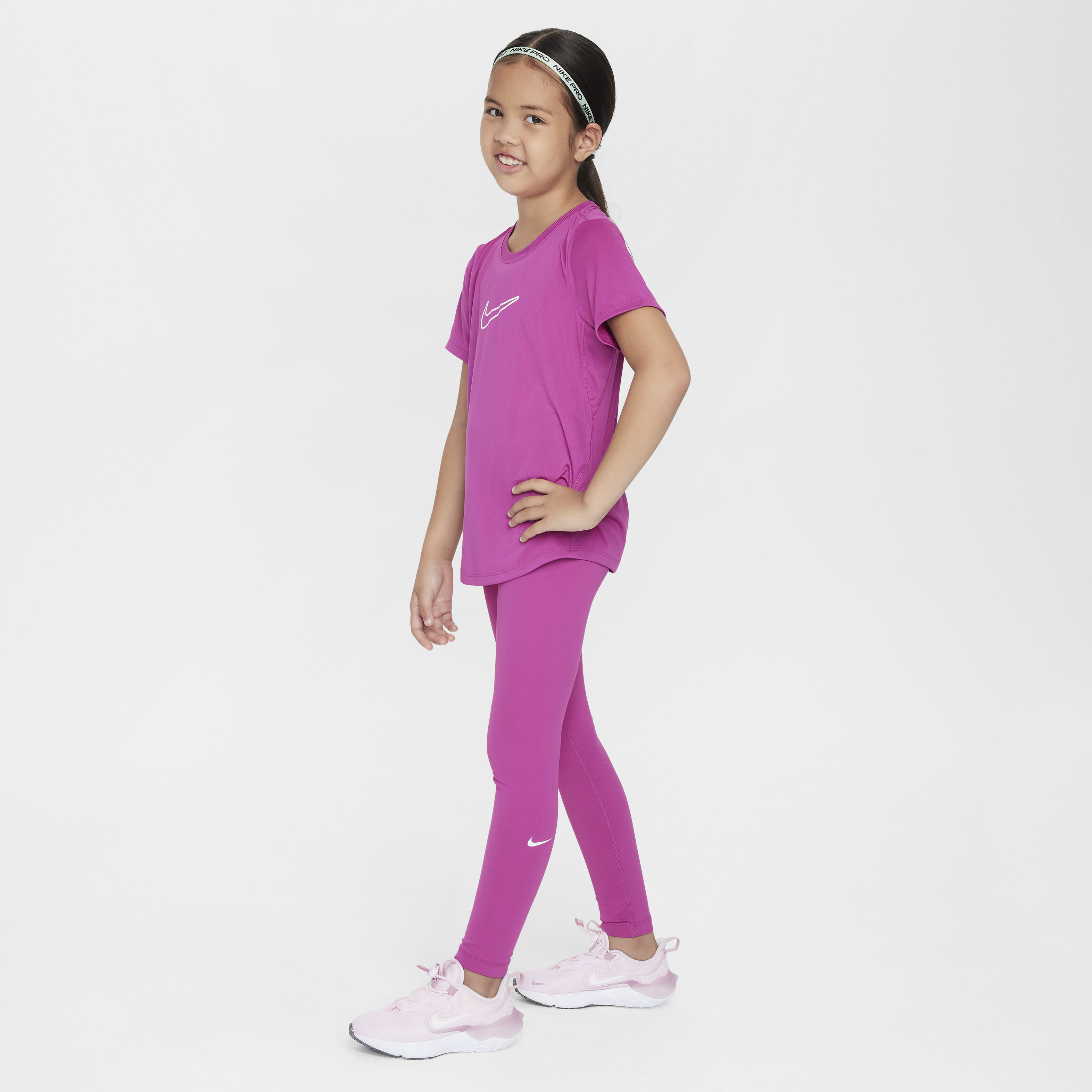 Nike One image number 4