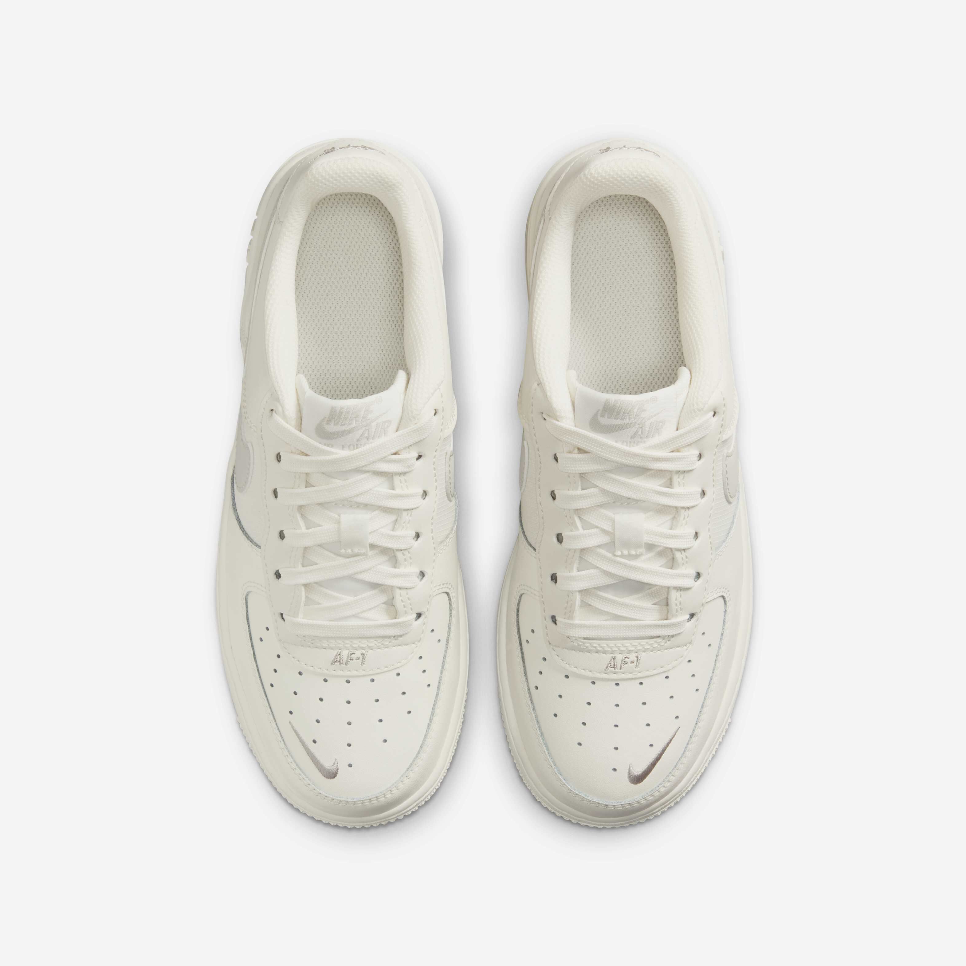 Nike Air Force 1 image number 3