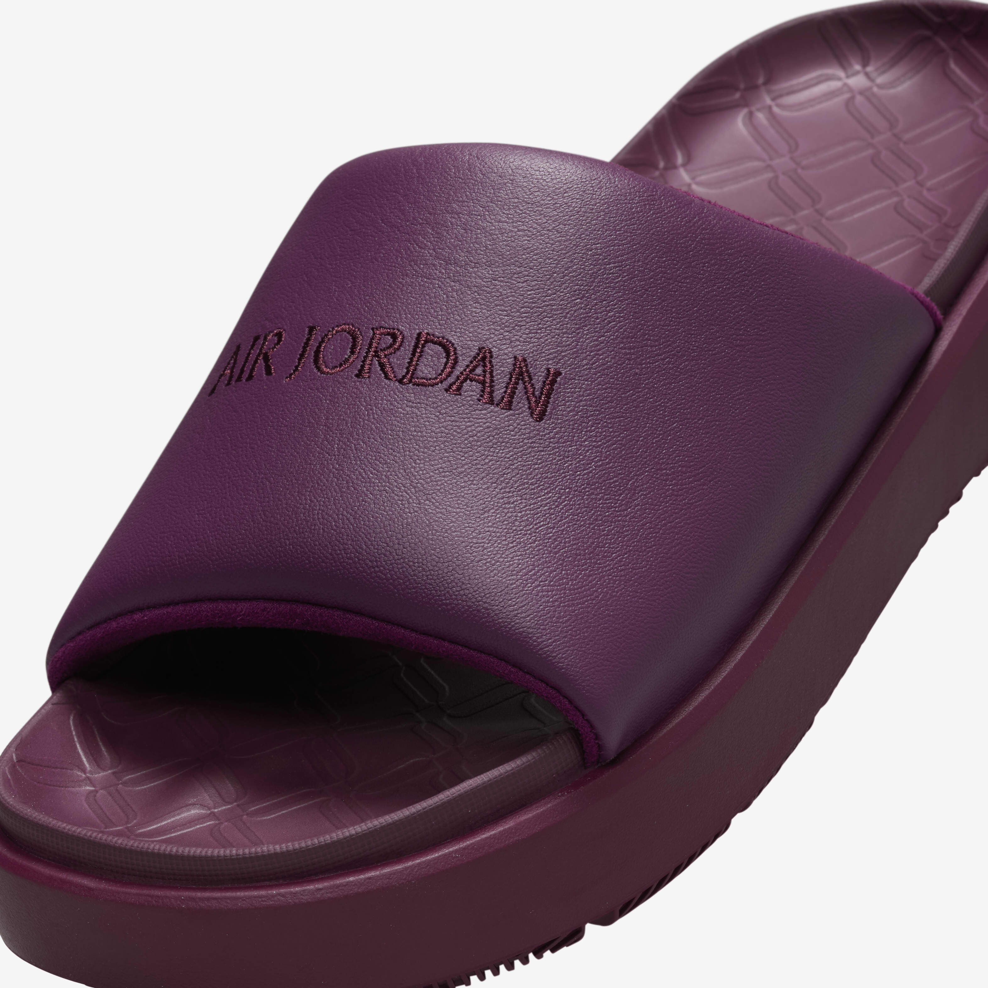 Jordan Sophia image number 5