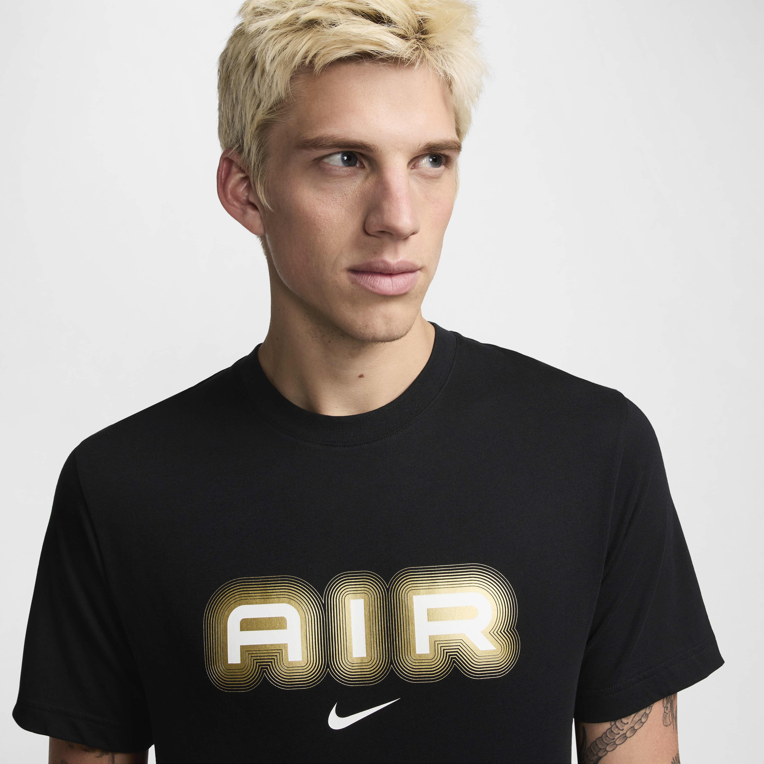 nike black gold t shirt