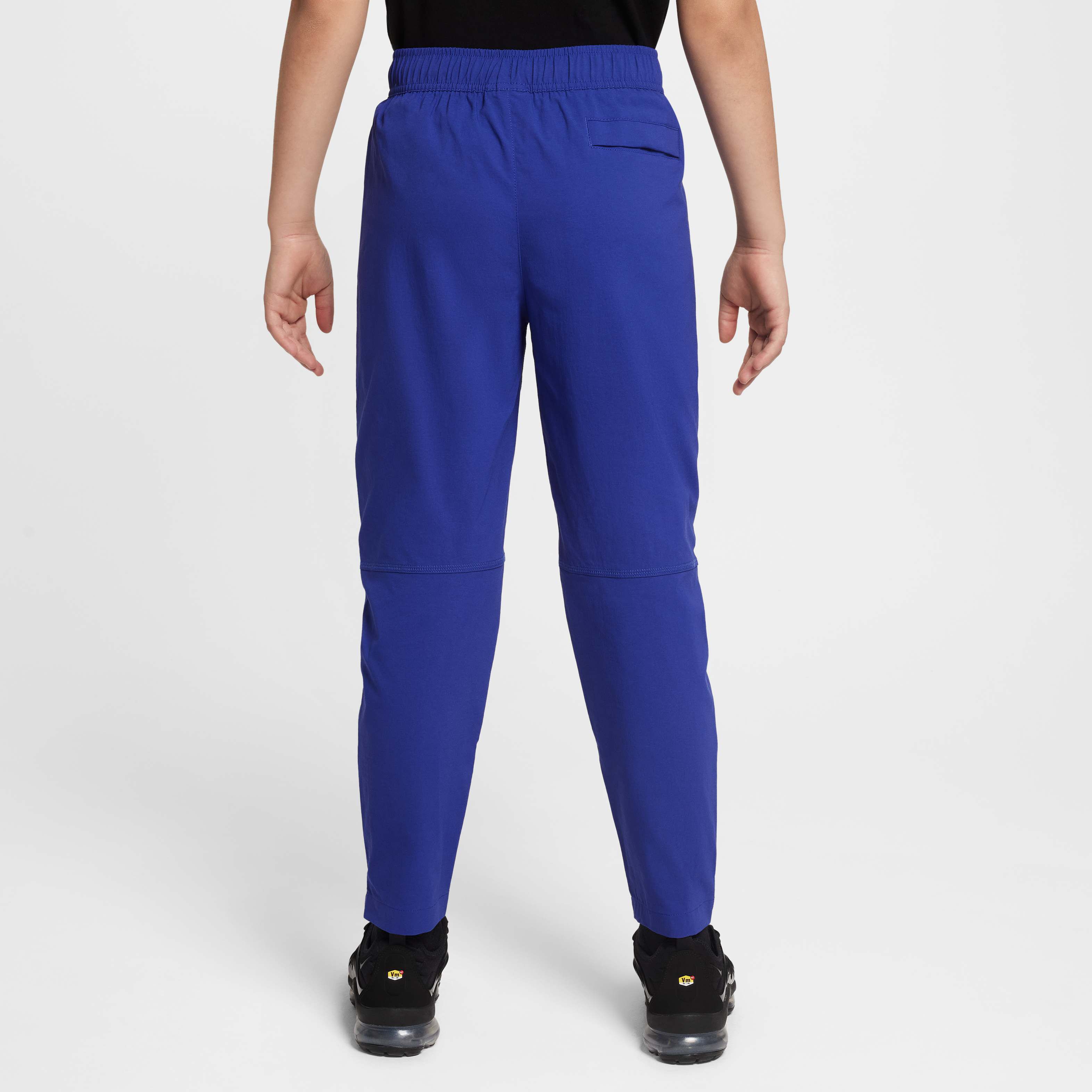 نايكي تك image number 1