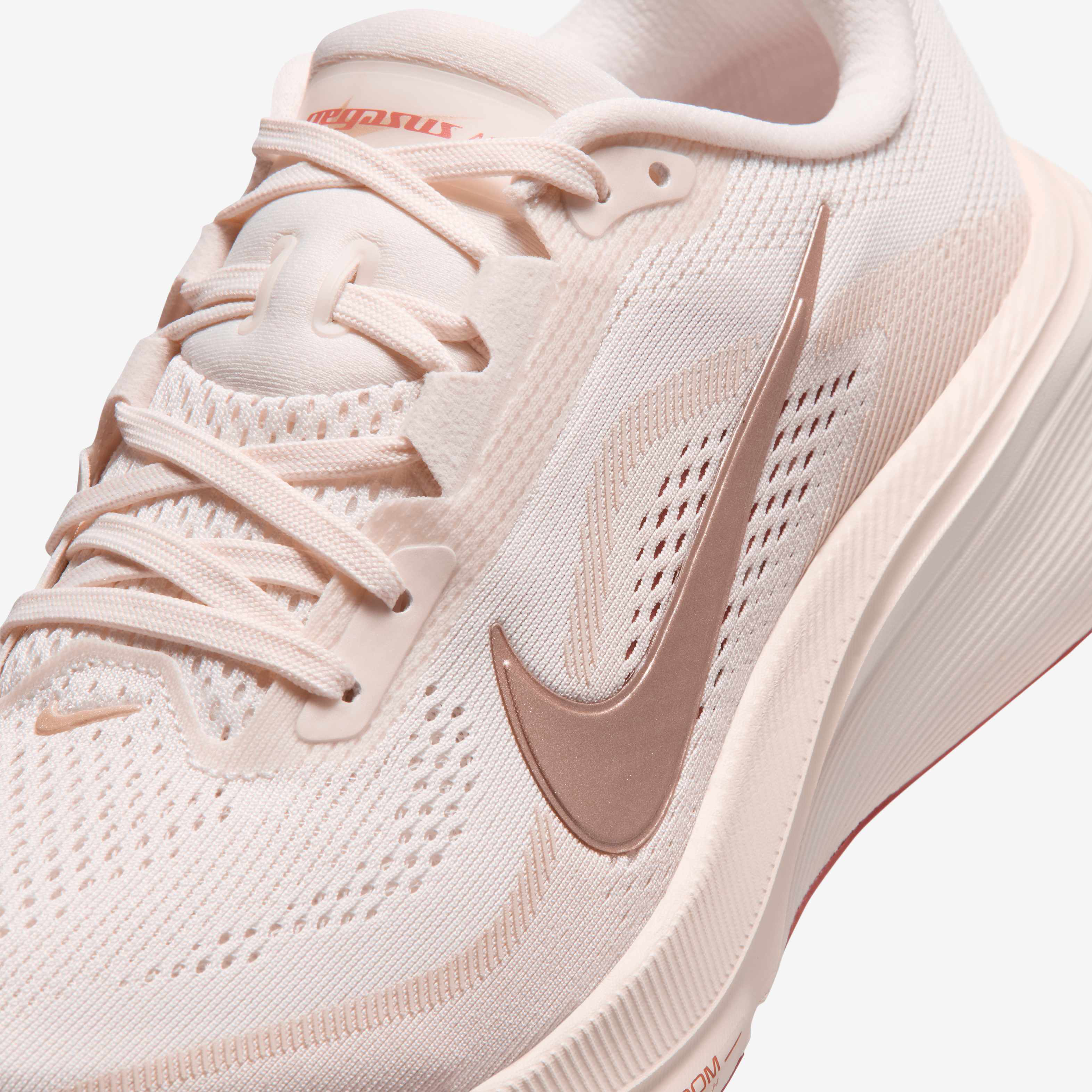 Nike Pegasus 42 image number 17