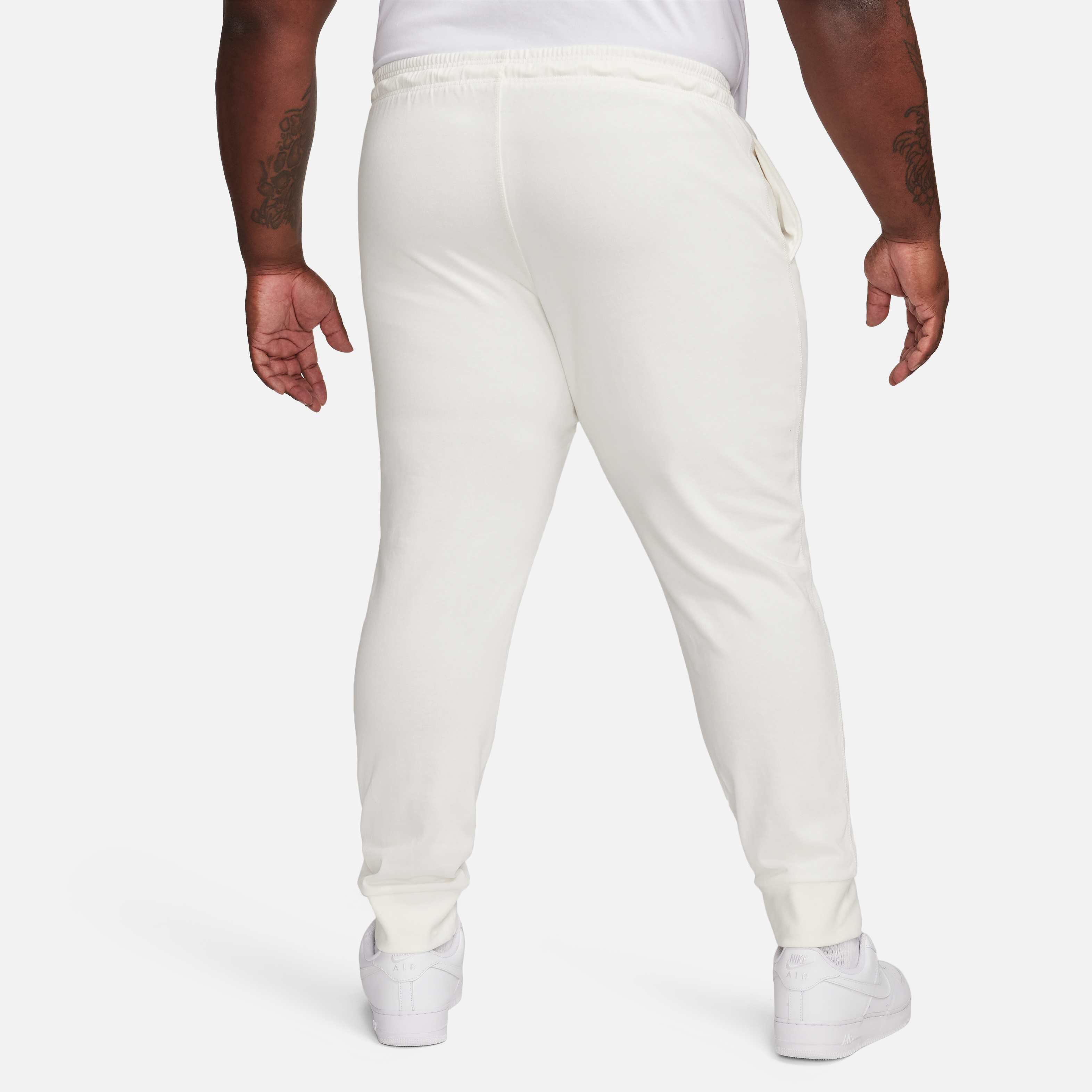 نايكي كلوب image number 7