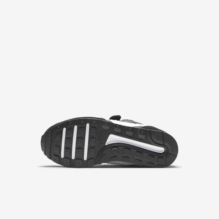 Nike MD Valiant image number 1 Nike MD Valiant image number 1
