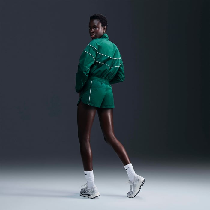 Nike Windrunner image number 4 Nike Windrunner image number 4