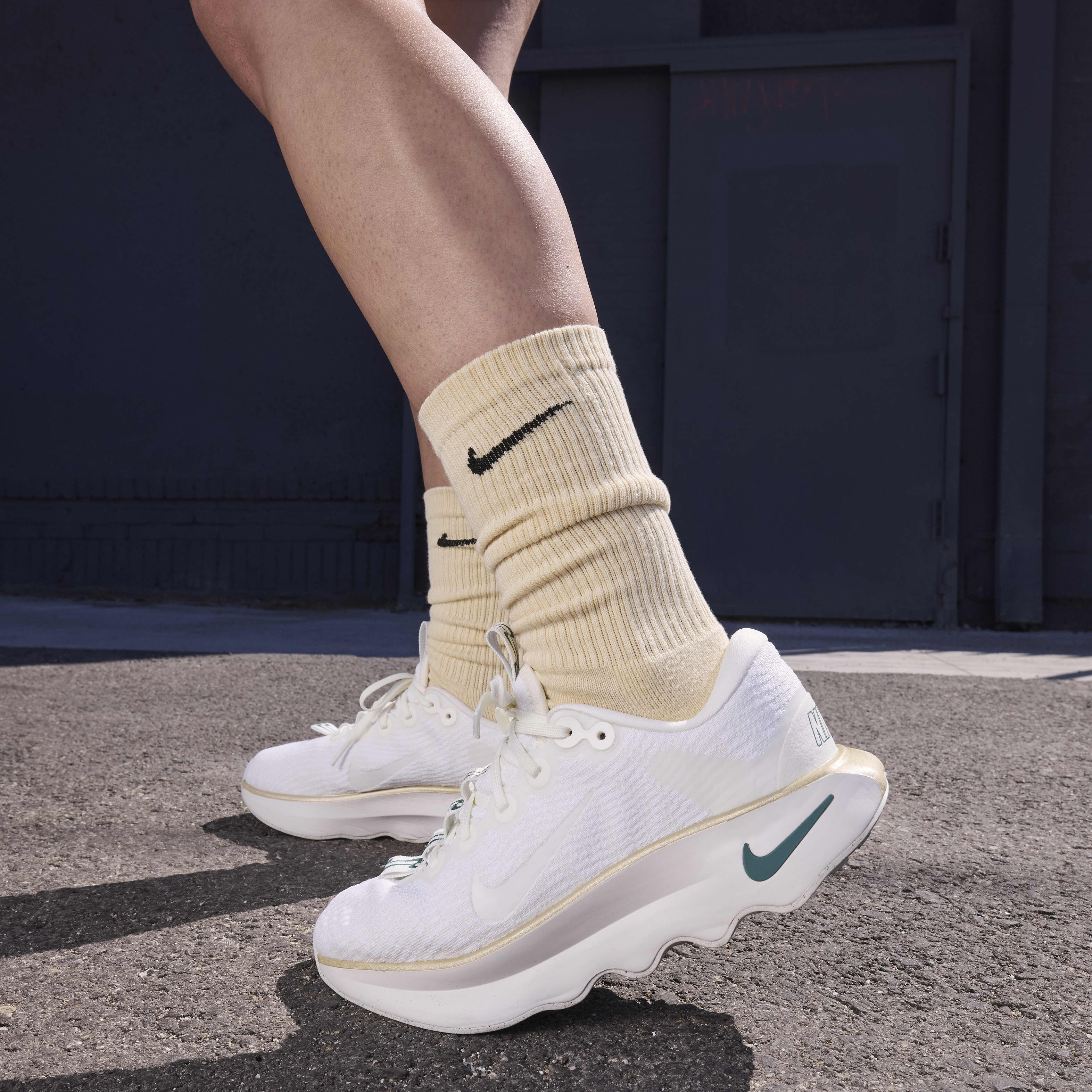 Walk on air nike 2025