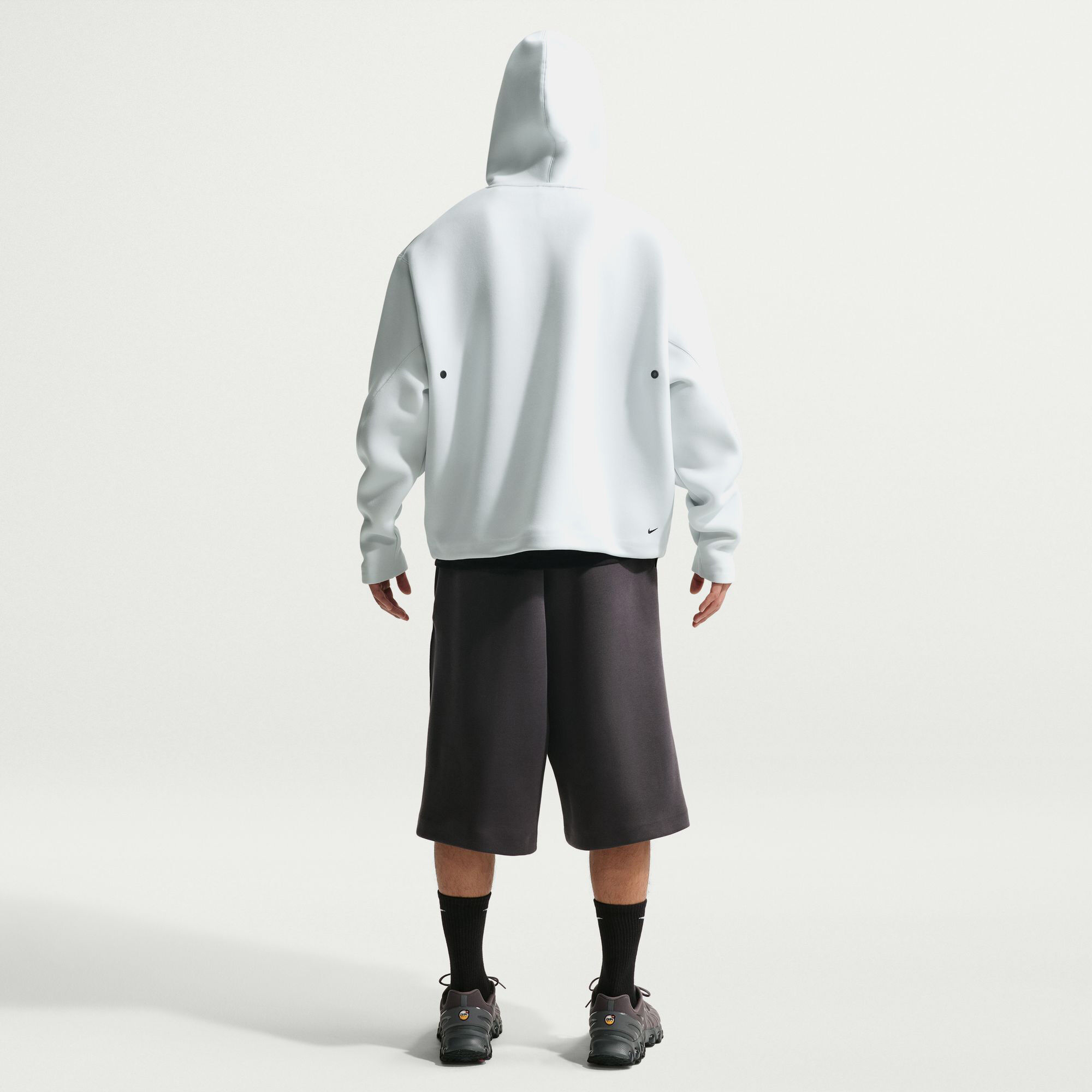 Nike Tech image number 1