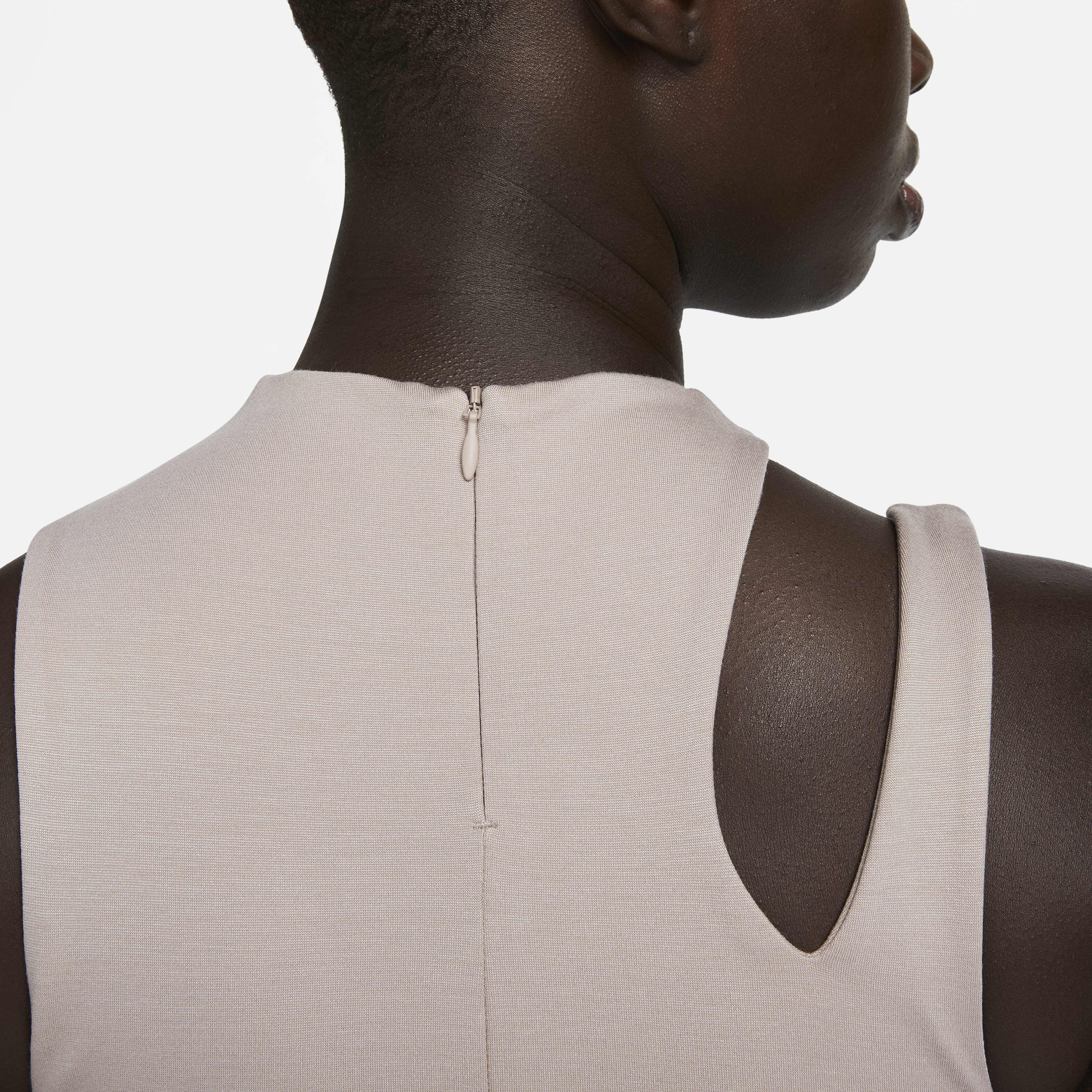 Nike Sportswear Essential image number 3