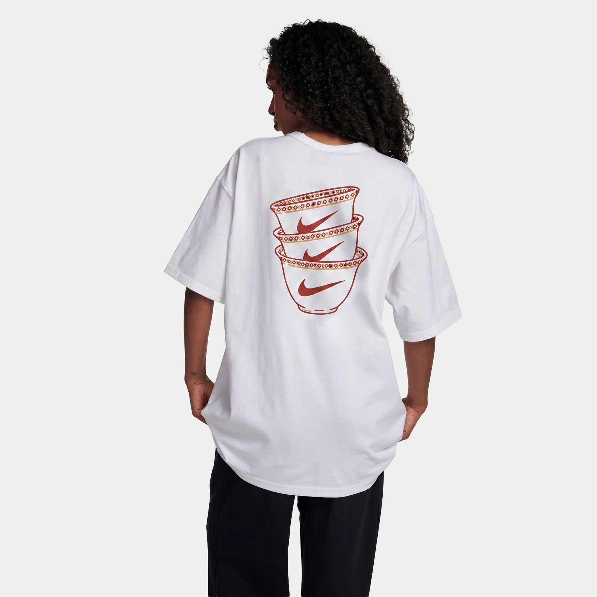 Nike City Tee - Dubai image number 4