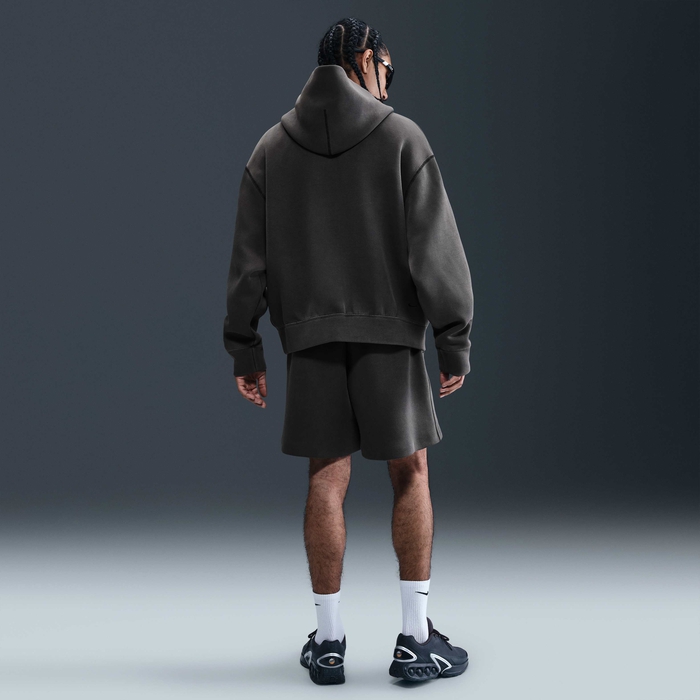 Nike Tech image number 4 Nike Tech image number 4