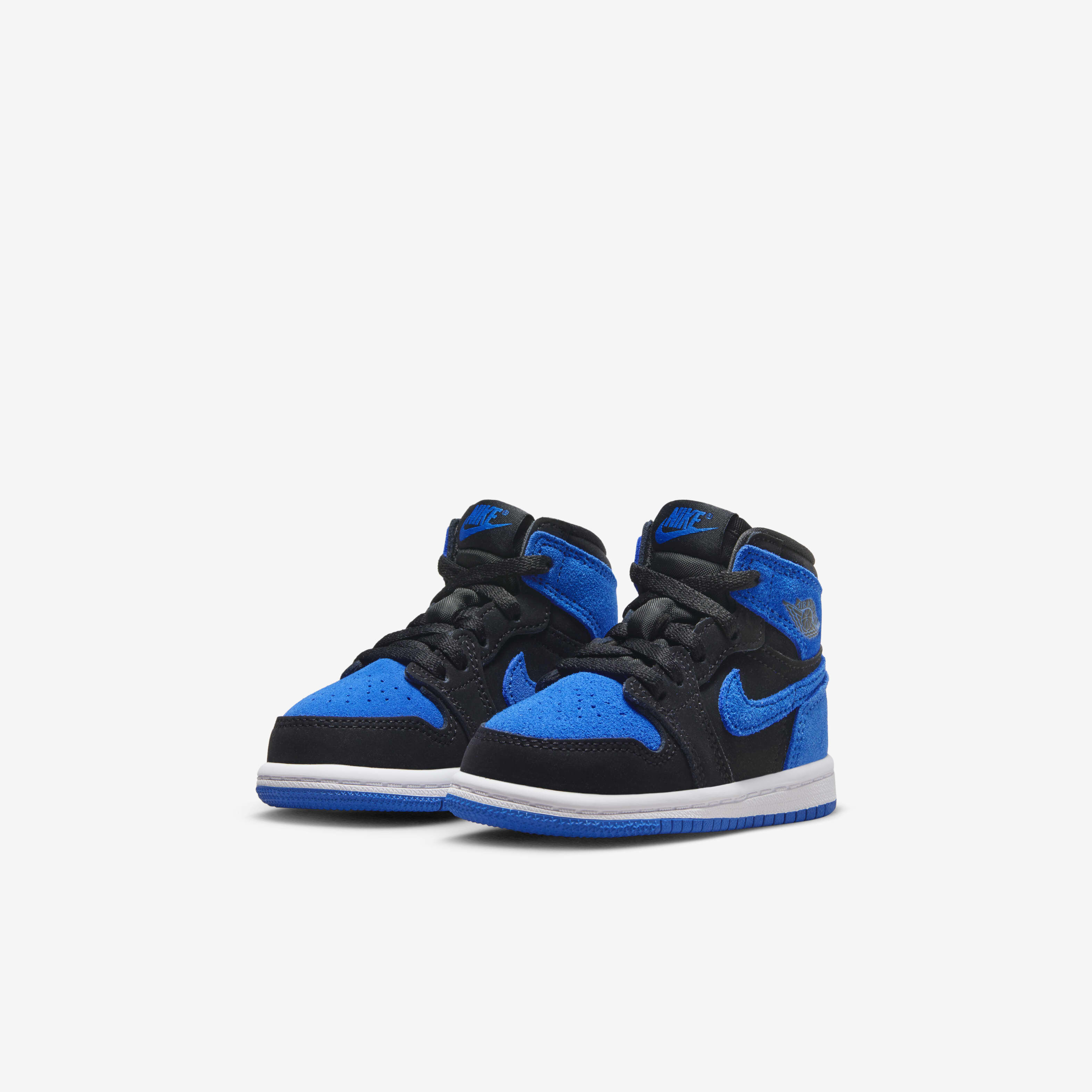 Jordan 1 Retro High OG 'Black and Gold' image number 4