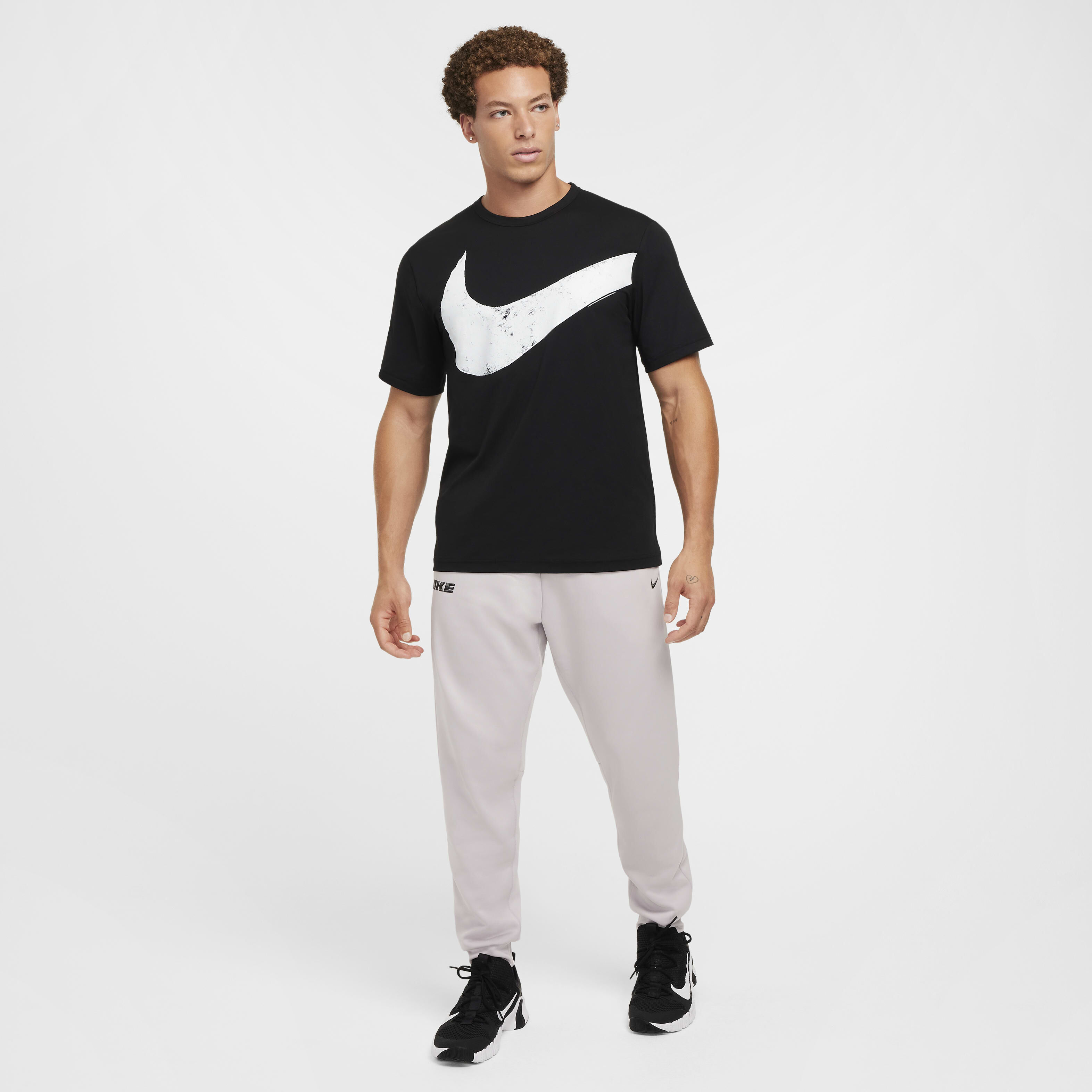 Nike Hyverse Swoosh image number 3