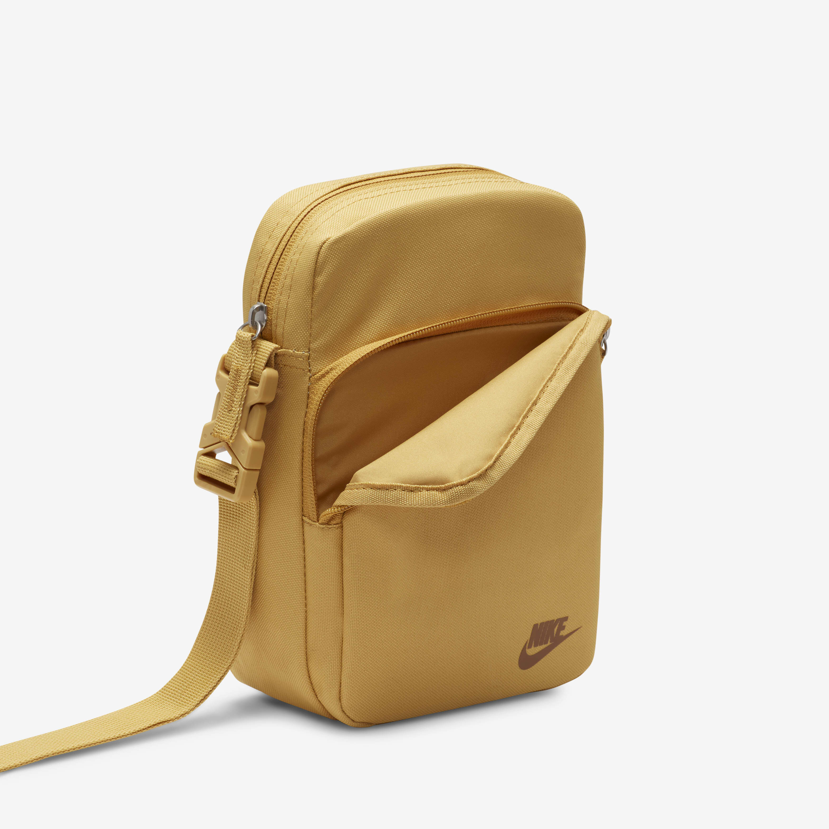 نايكي هيرتدج image number 5