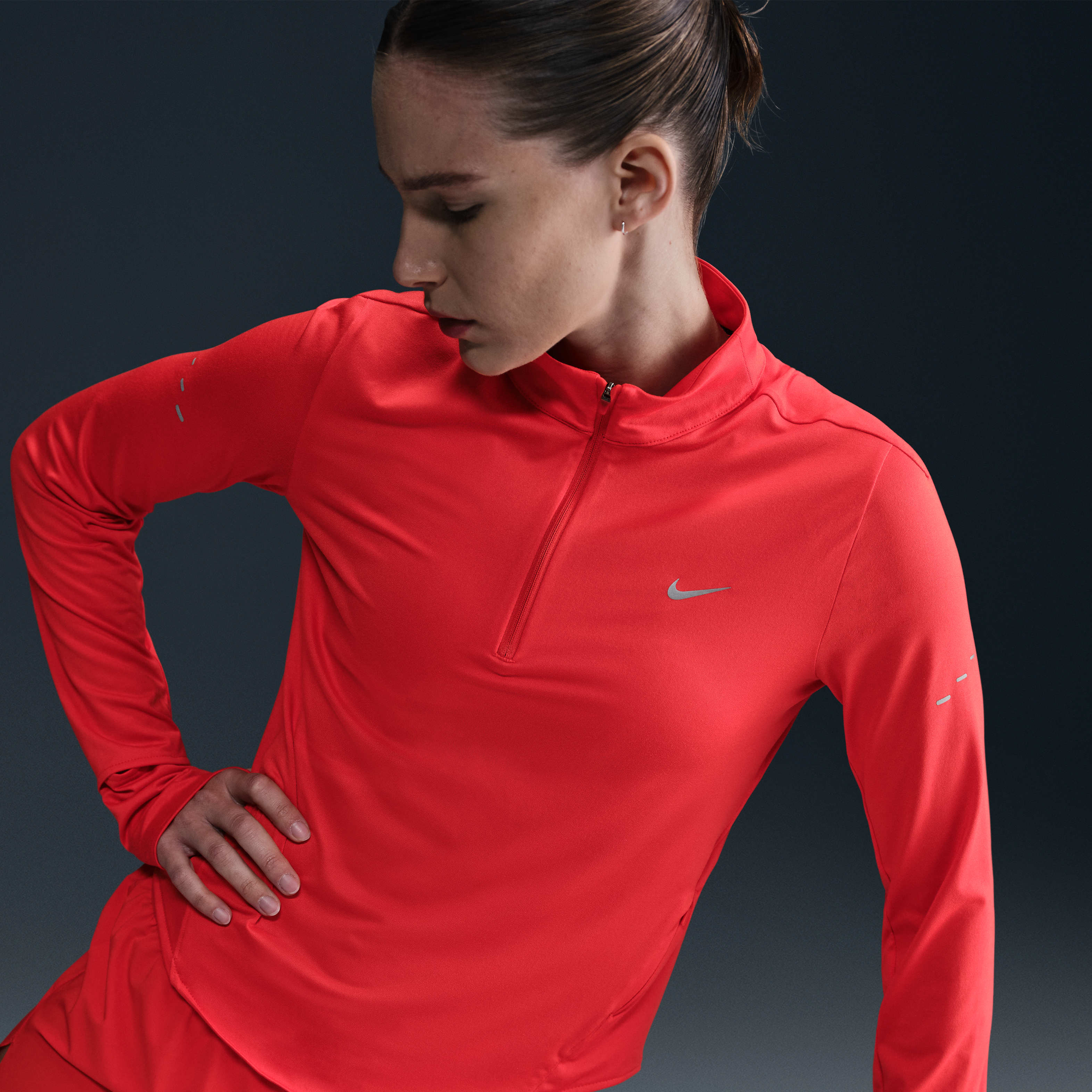 【当店一番人気】 Dri-FIT Women's Swift Nike Buy UV Top Running 1/4-Zip ウェア