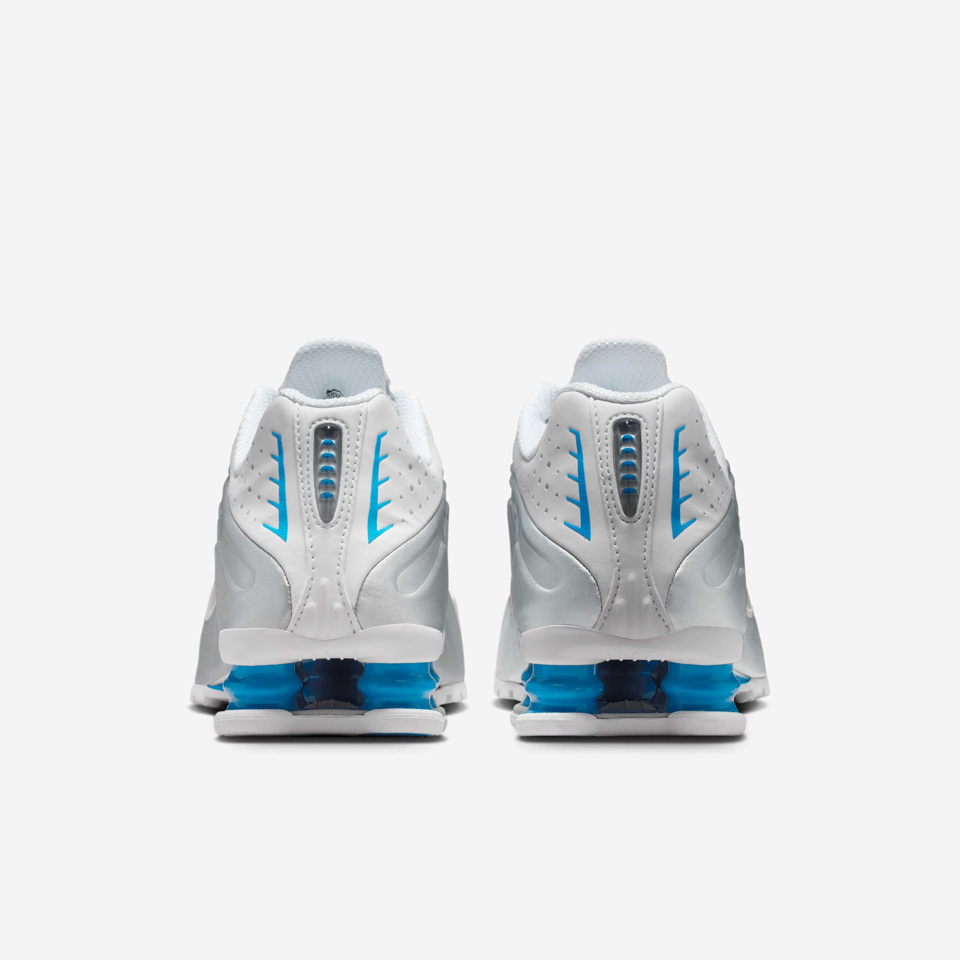 Nike Shox R4 image number 5