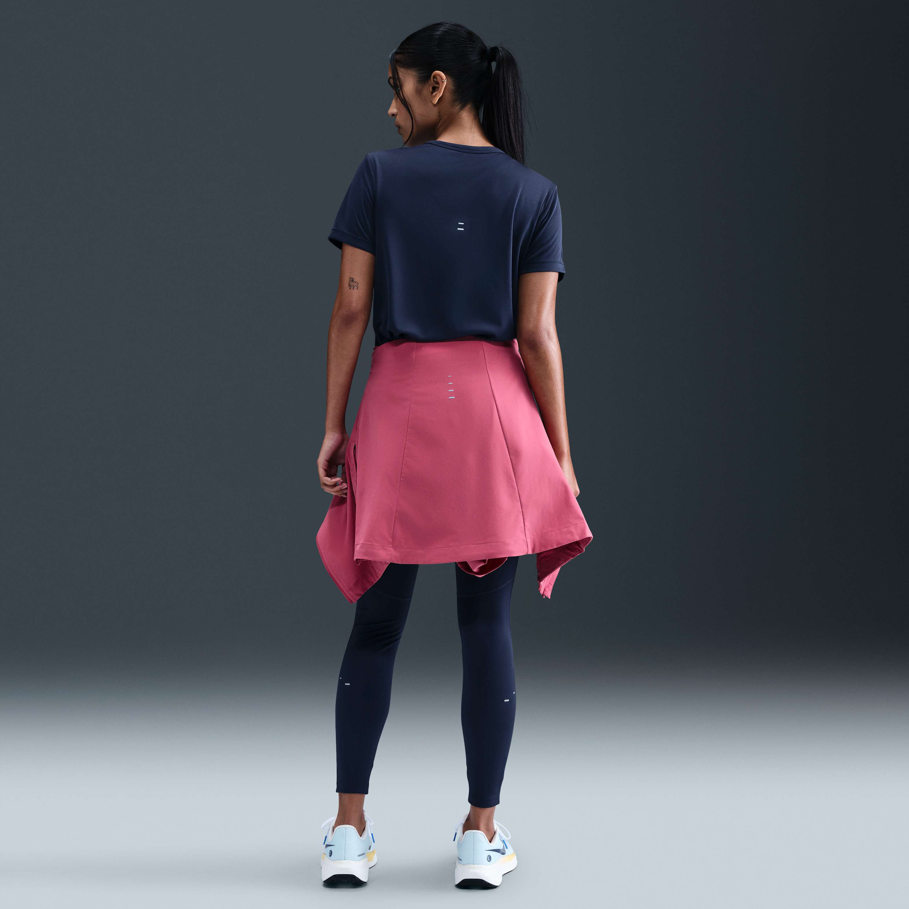 Nike Tempo image number 4