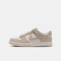 Nike Dunk Low Suede