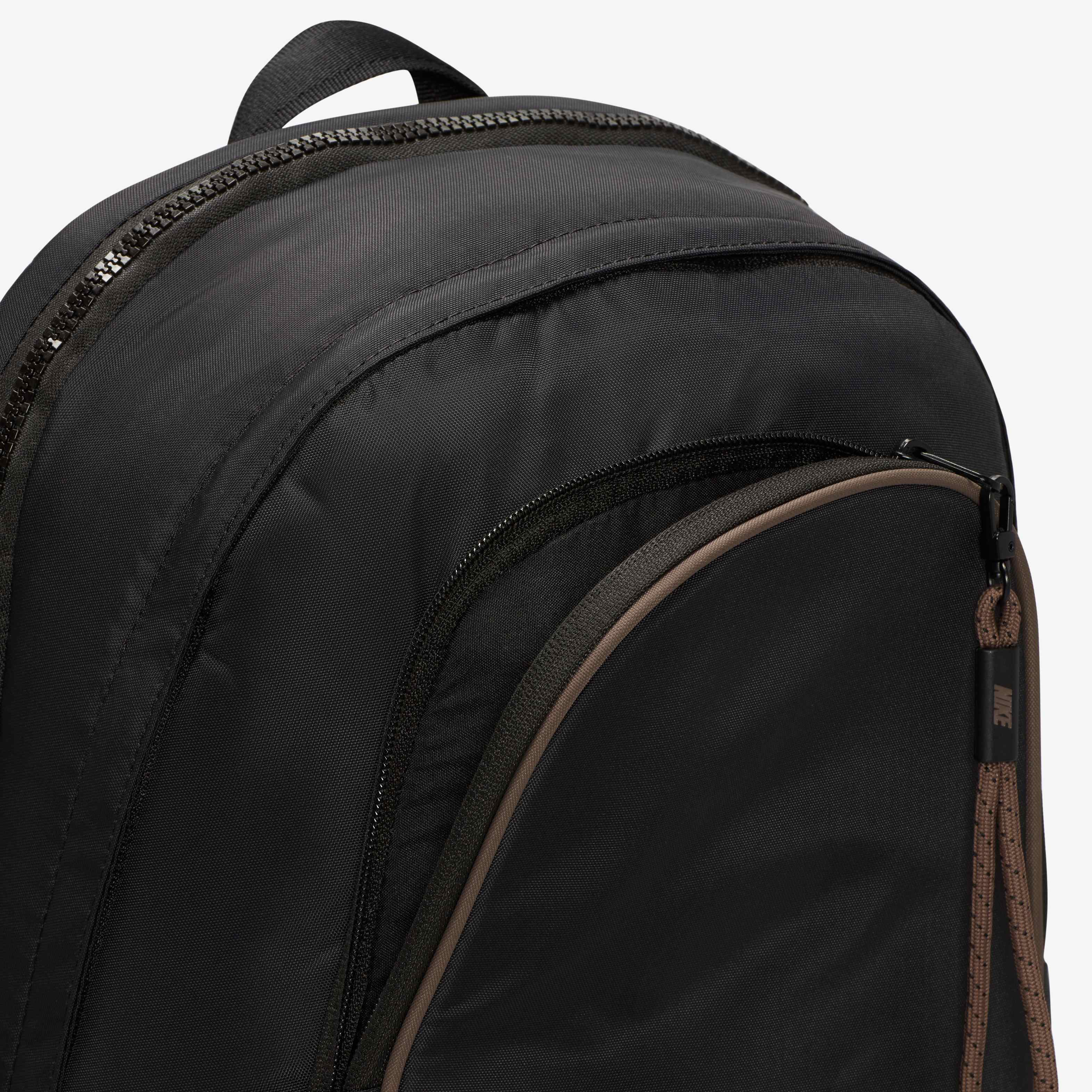 Nike Sportswear Essentials image number 6