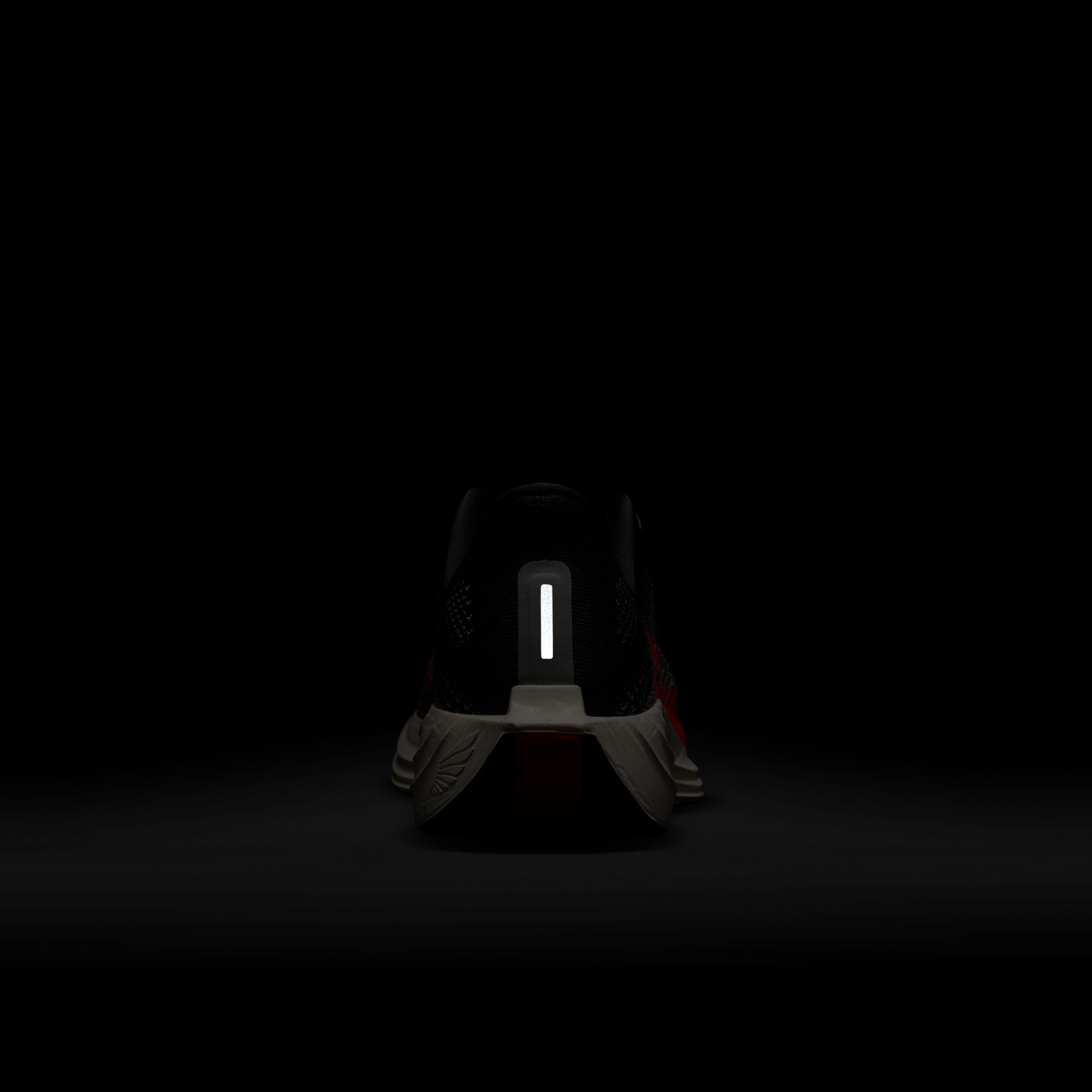 Nike Pegasus Plus image number 9