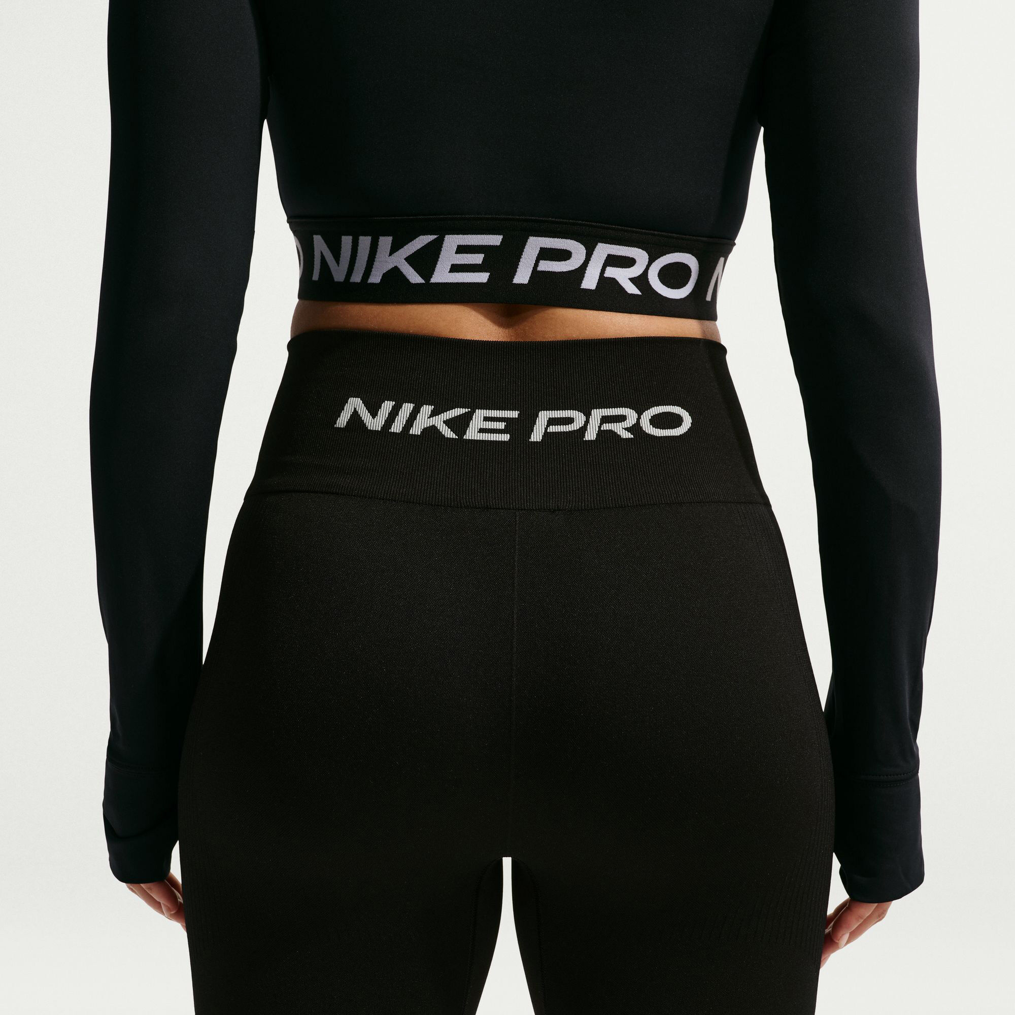Nike Pro Seamless image number 3