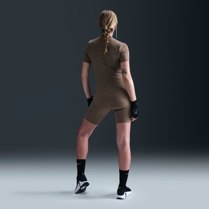 نايكي ون (للأمومة) image number 4 نايكي ون (للأمومة) image number 4