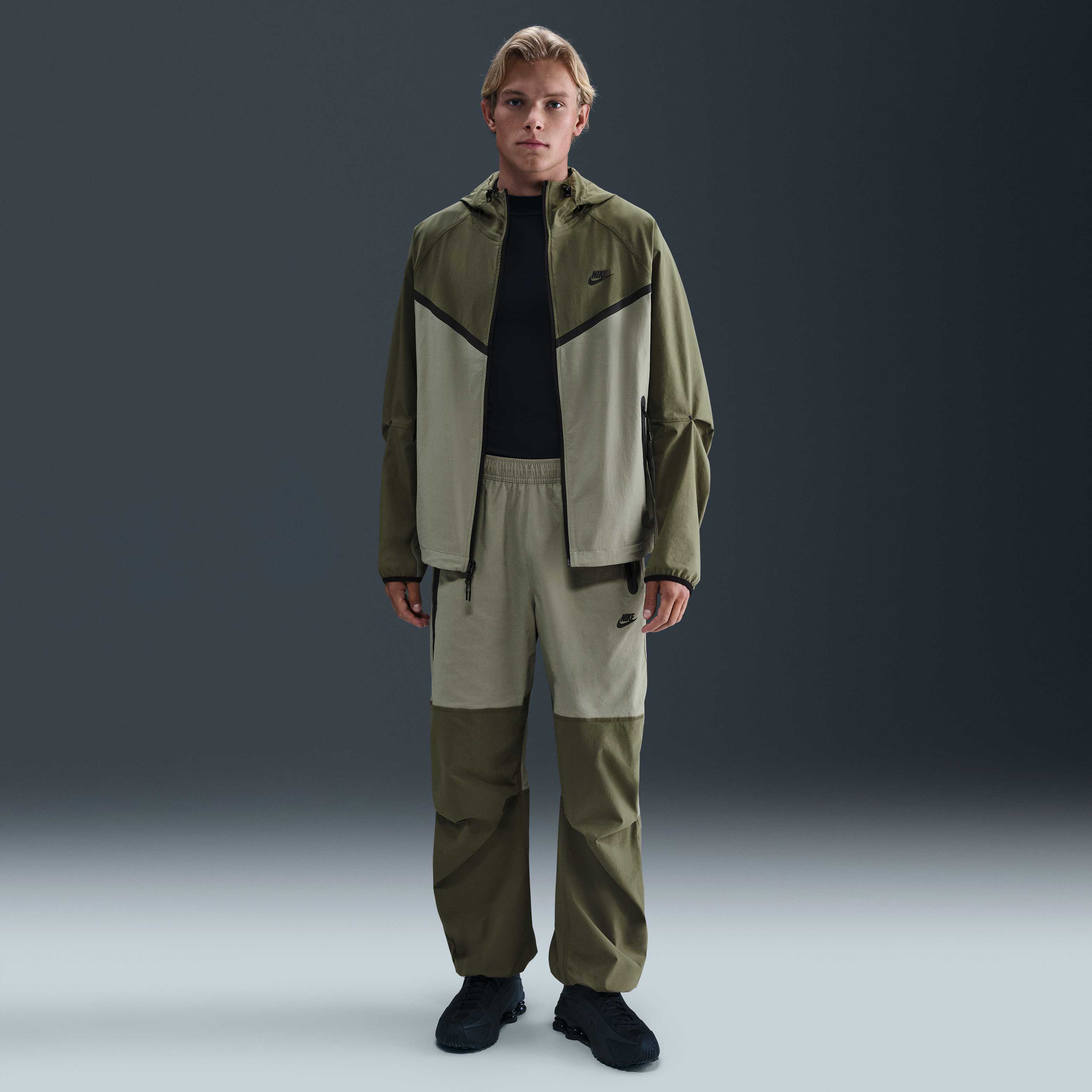 Nike Tech image number 3