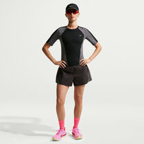 نايكي سويفت