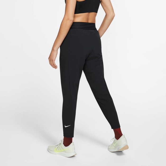 Nike Essential image number 1 Nike Essential image number 1