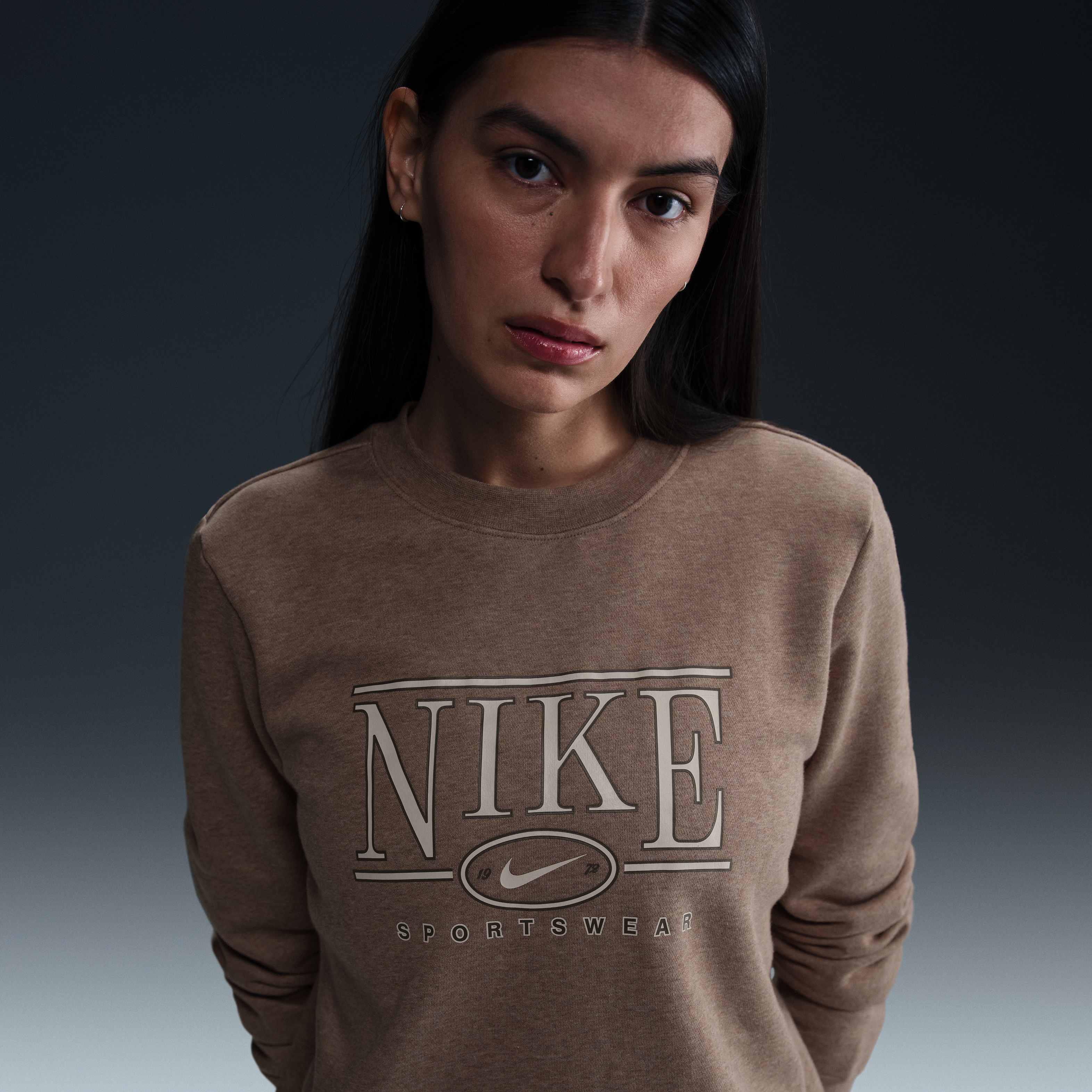 نايكي سبورتسوير كلوب فليس image number 0