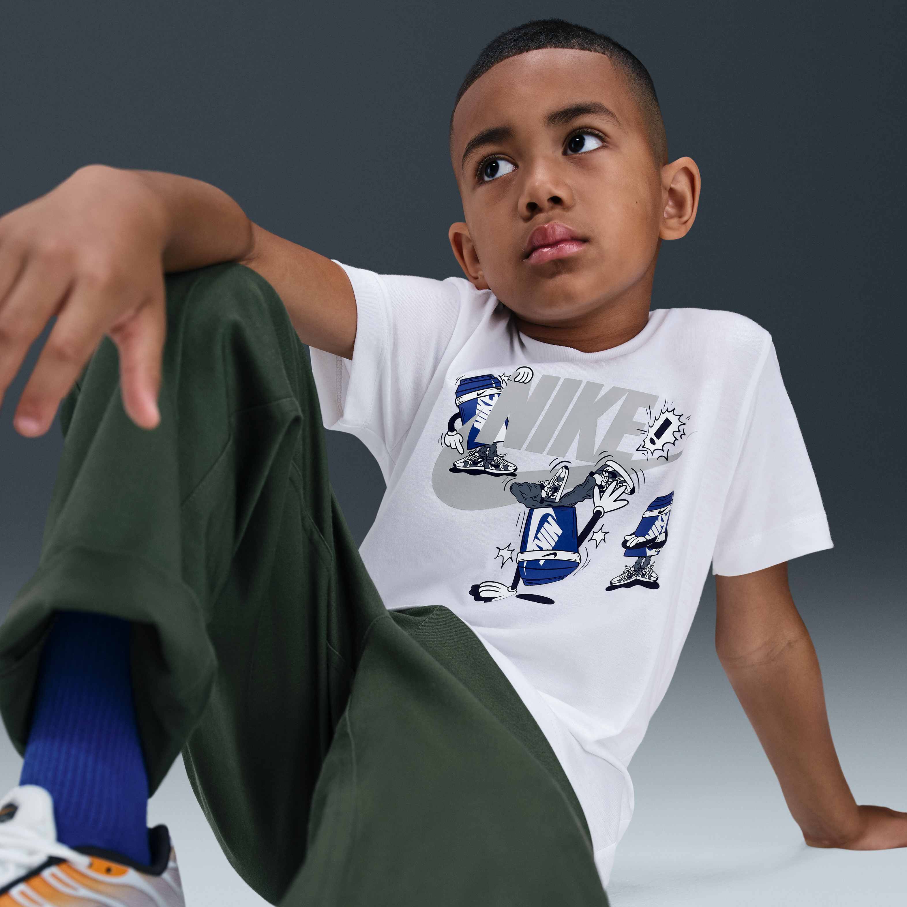 Nike Sportswear image number 2