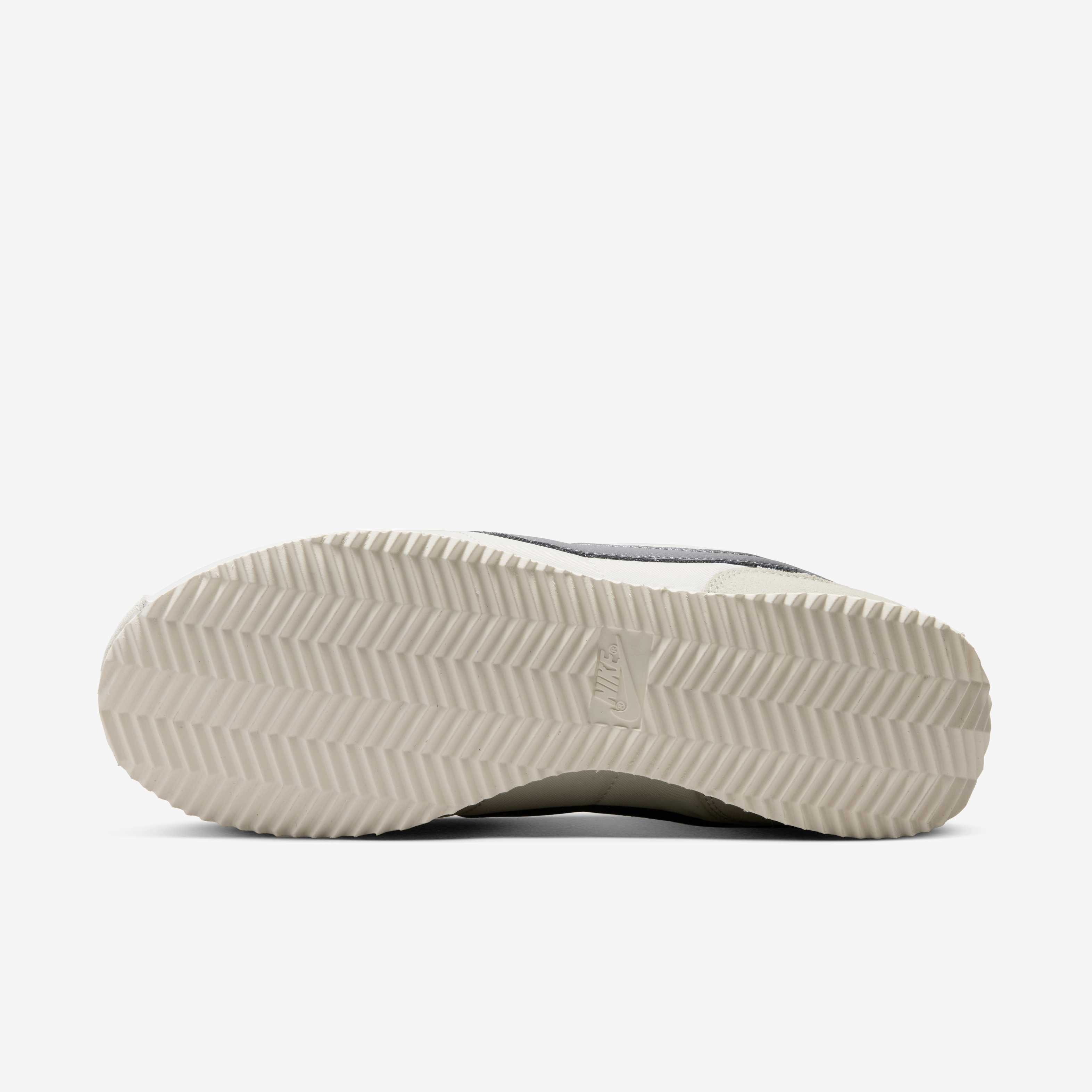 Nike Cortez image number 1