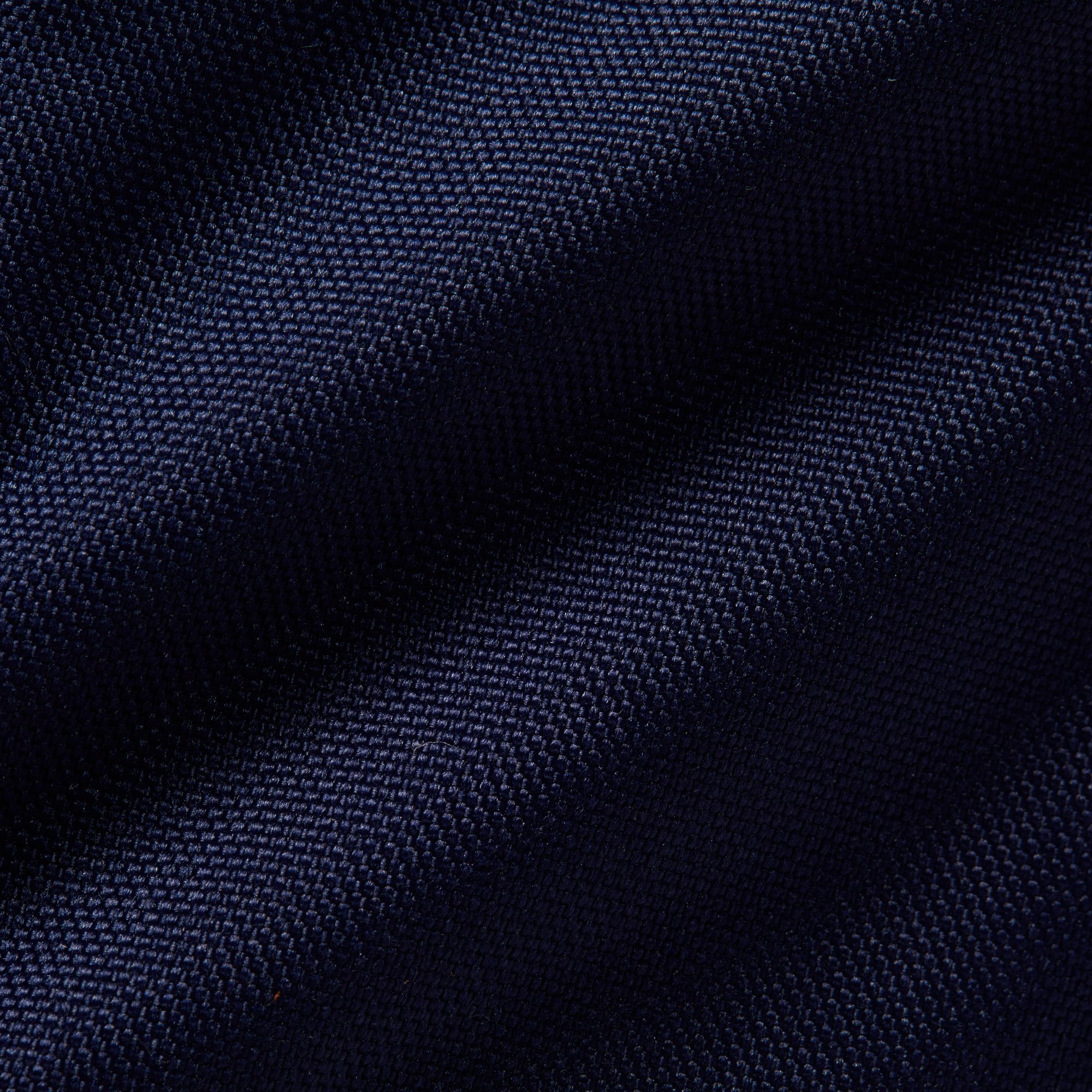 Zoom image