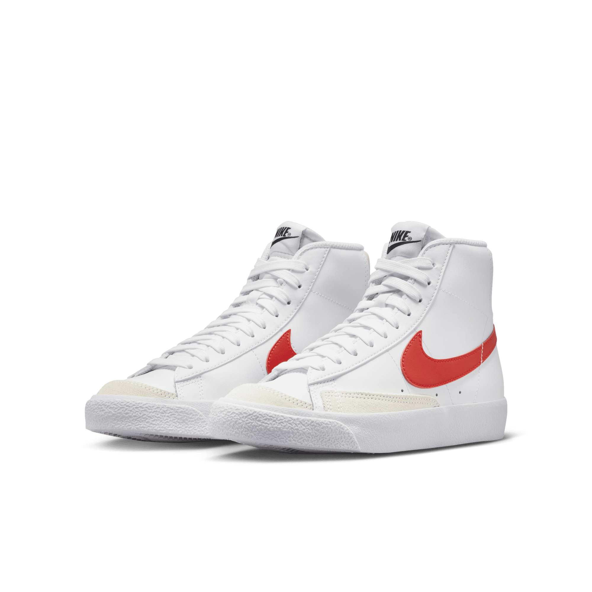 Shop Blazer Mid 77 Older Kids Shoes Nike KSA